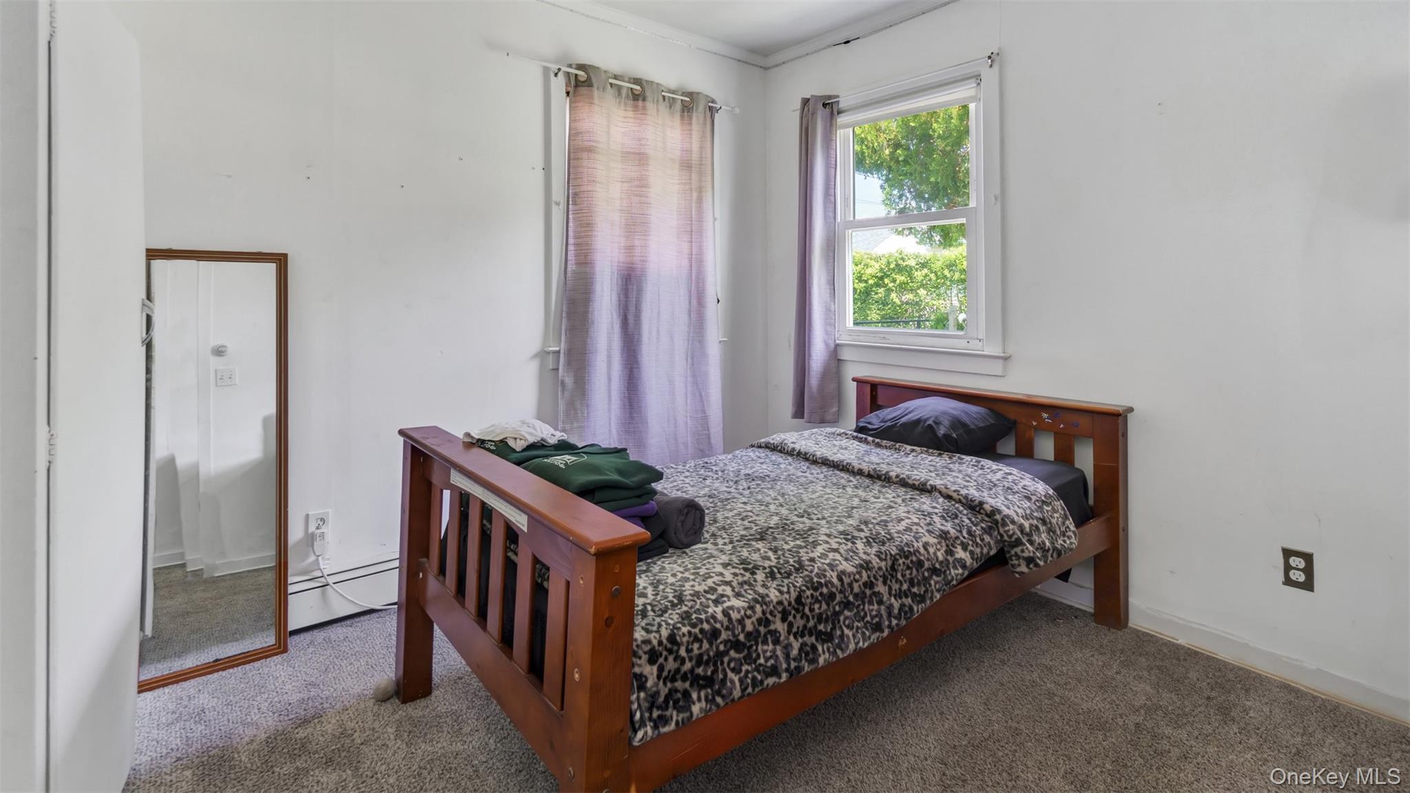 74 Foster Avenue, Hampton Bays, NY 11946