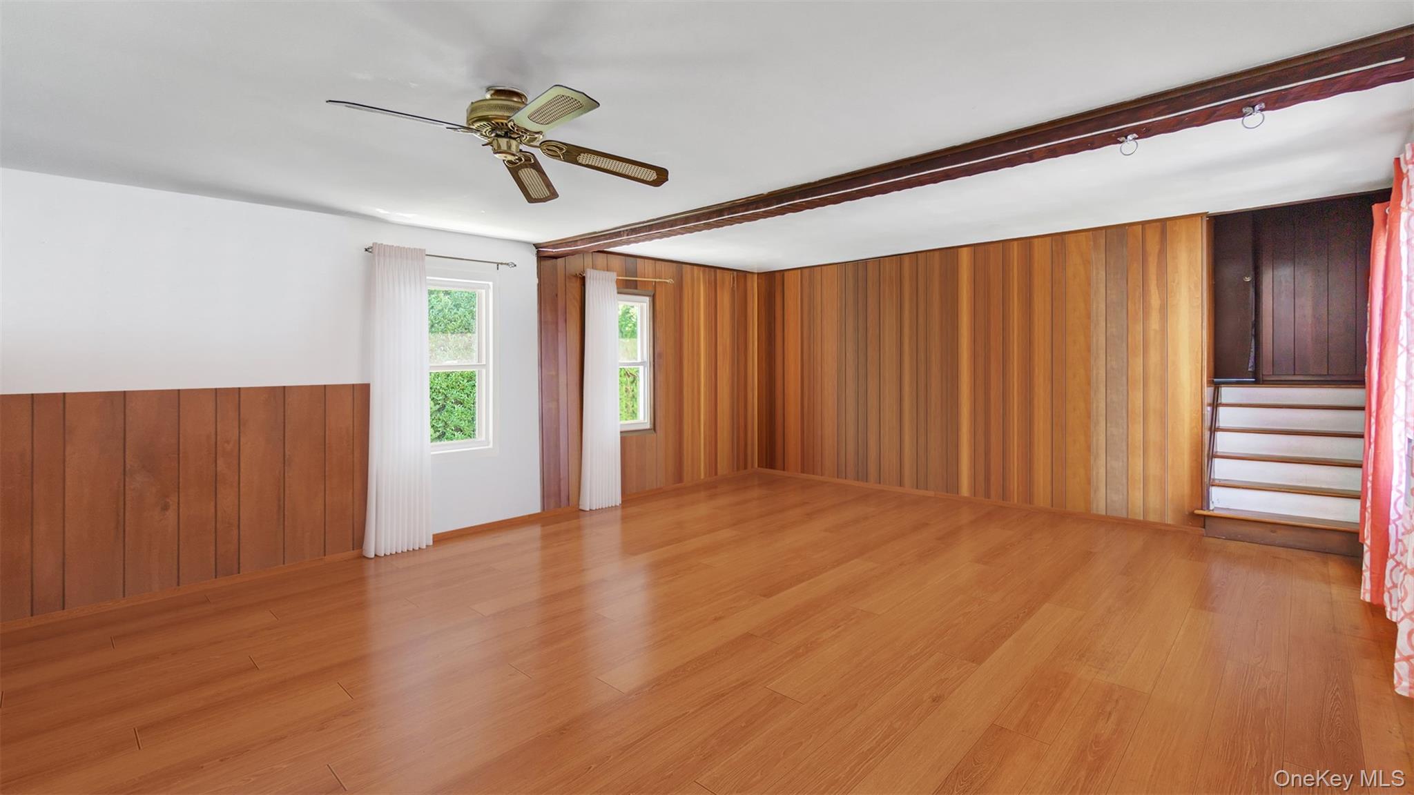 74 Foster Avenue, Hampton Bays, NY 11946