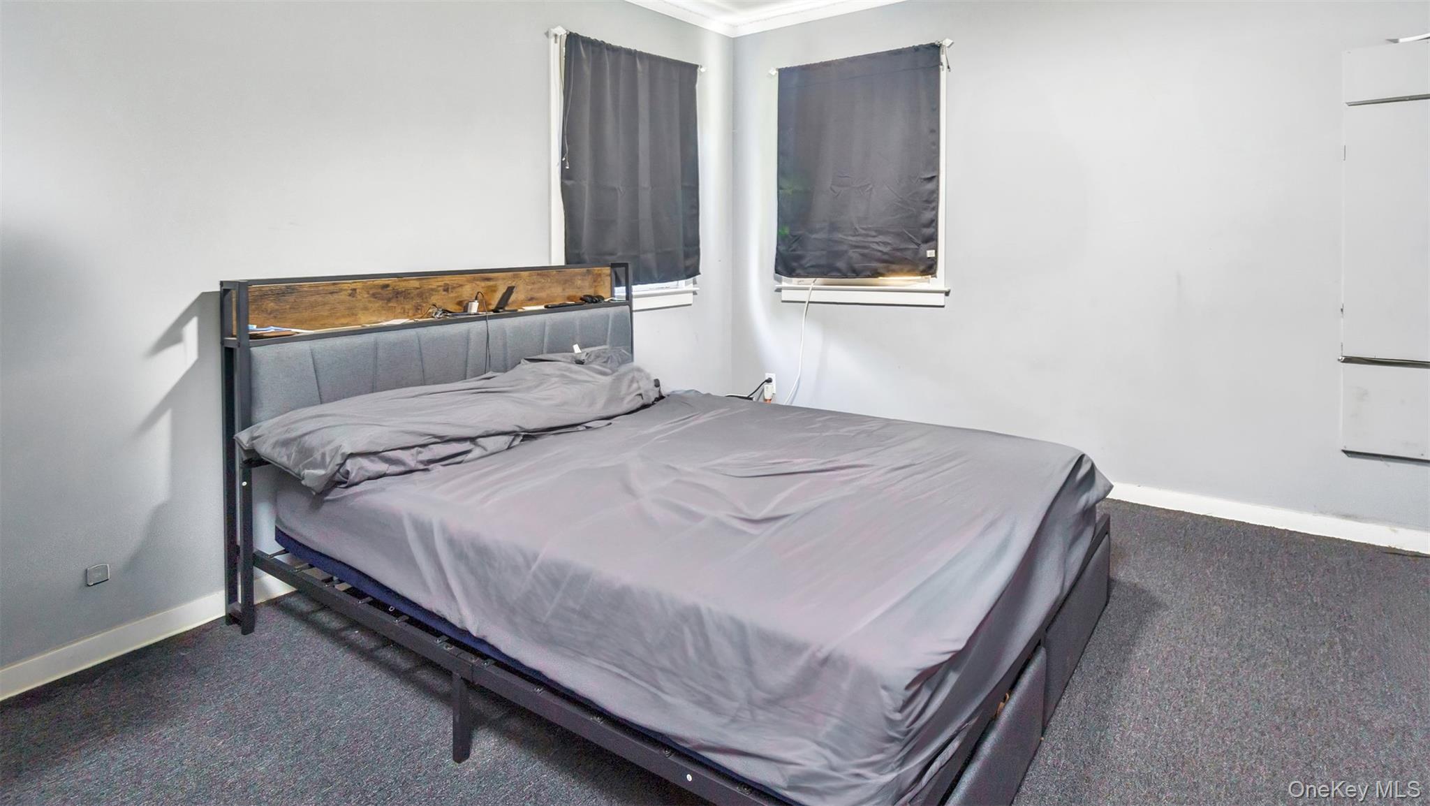 74 Foster Avenue, Hampton Bays, NY 11946