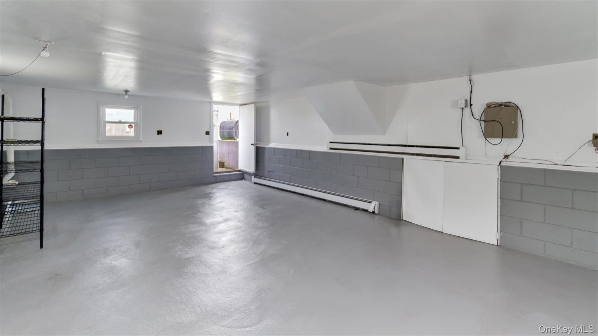 74 Foster Avenue, Hampton Bays, NY 11946