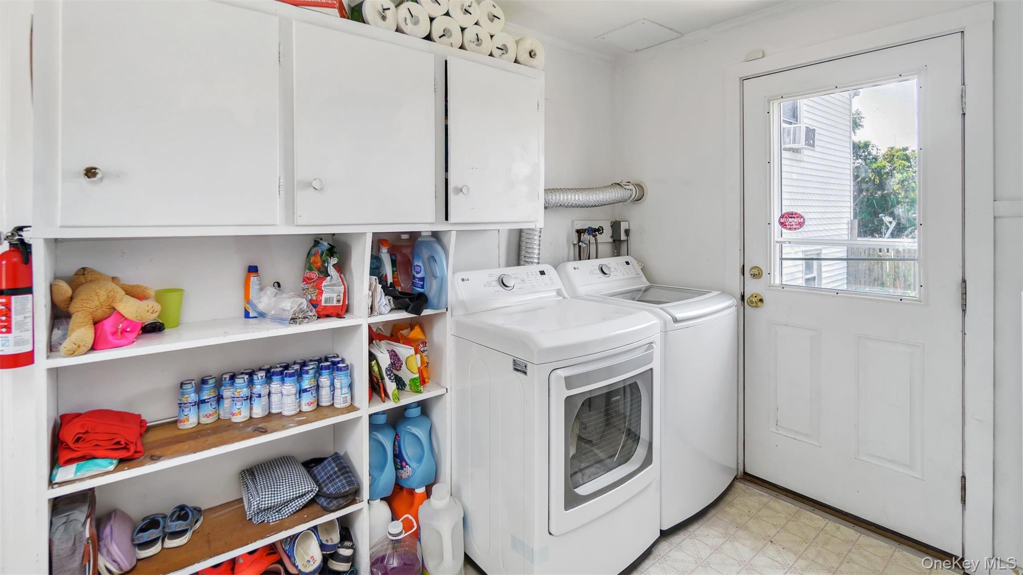 74 Foster Avenue, Hampton Bays, NY 11946