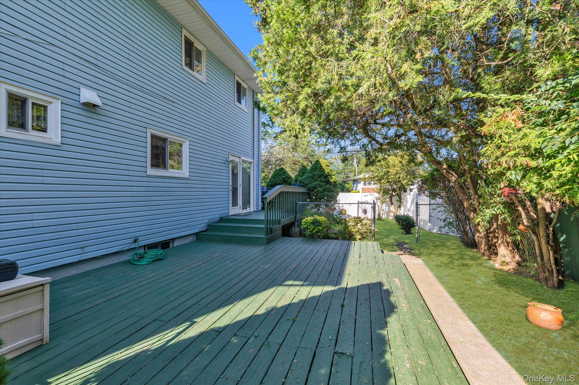 2005 Abbot Avenue, Merrick, NY 11566