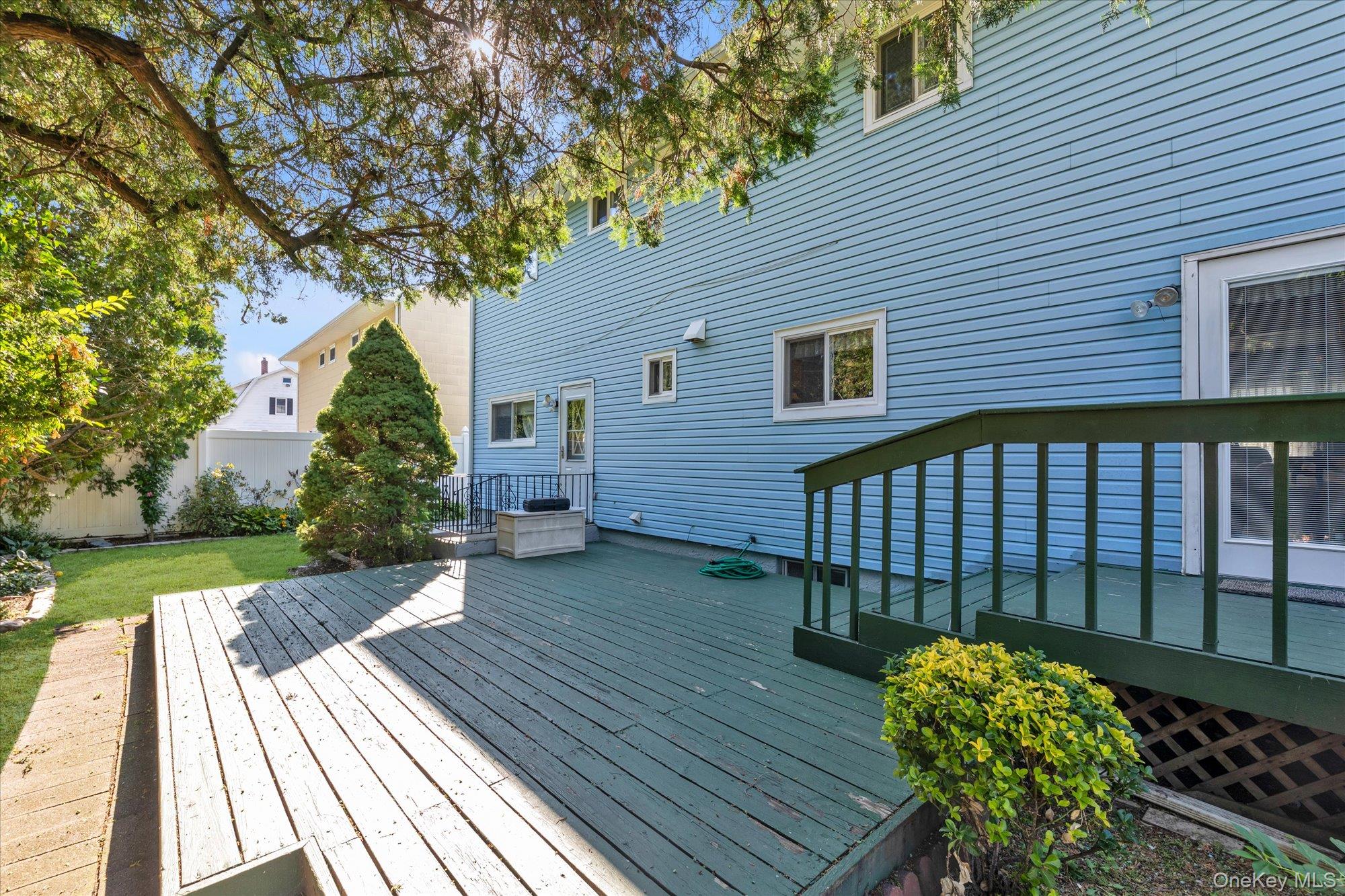 2005 Abbot Avenue, Merrick, NY 11566