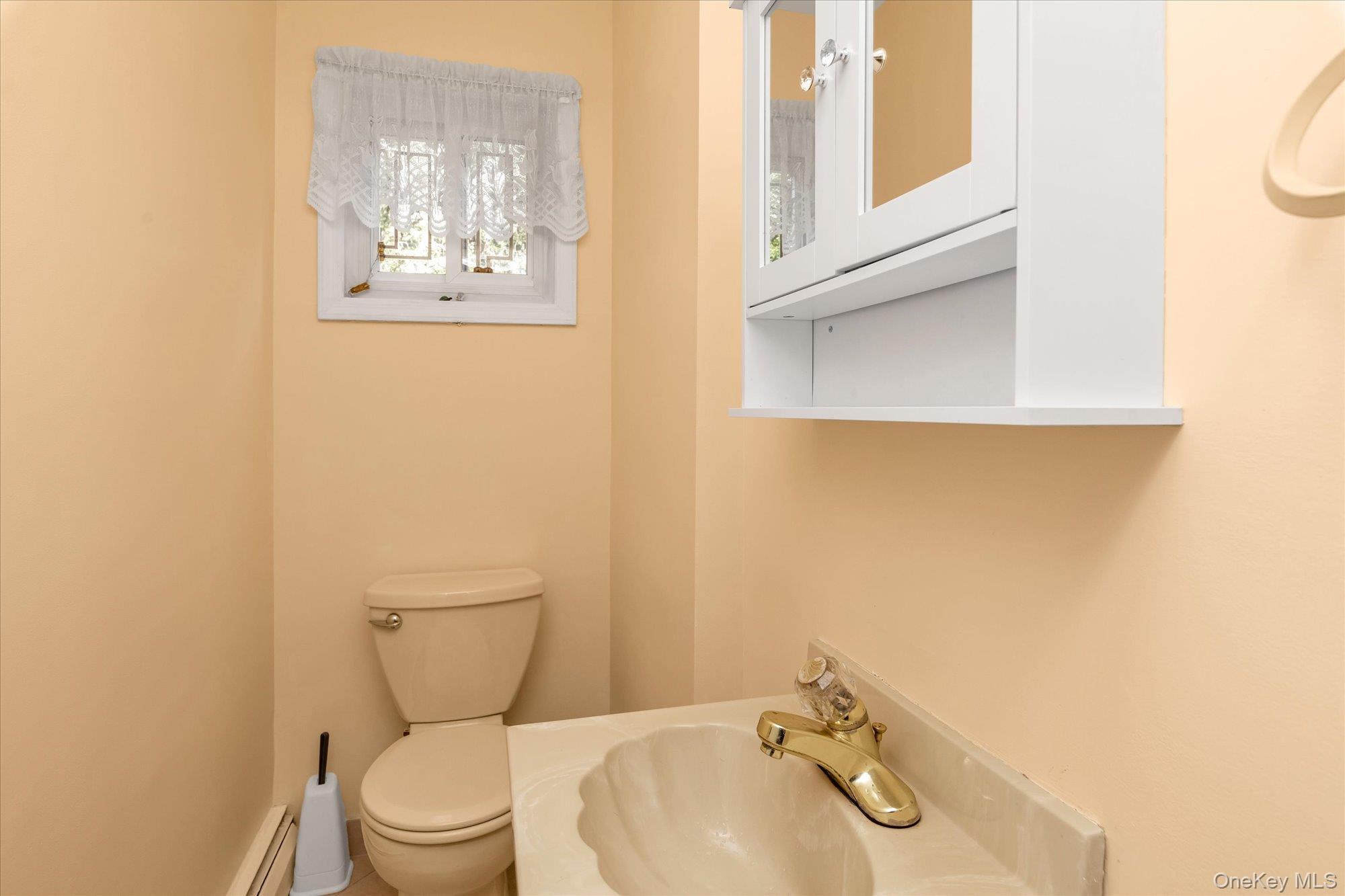 2005 Abbot Avenue, Merrick, NY 11566