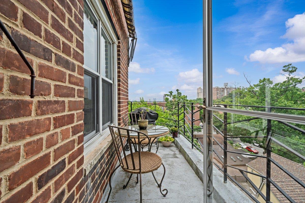 3299 Cambridge Avenue # 8J, Bronx, NY 10463