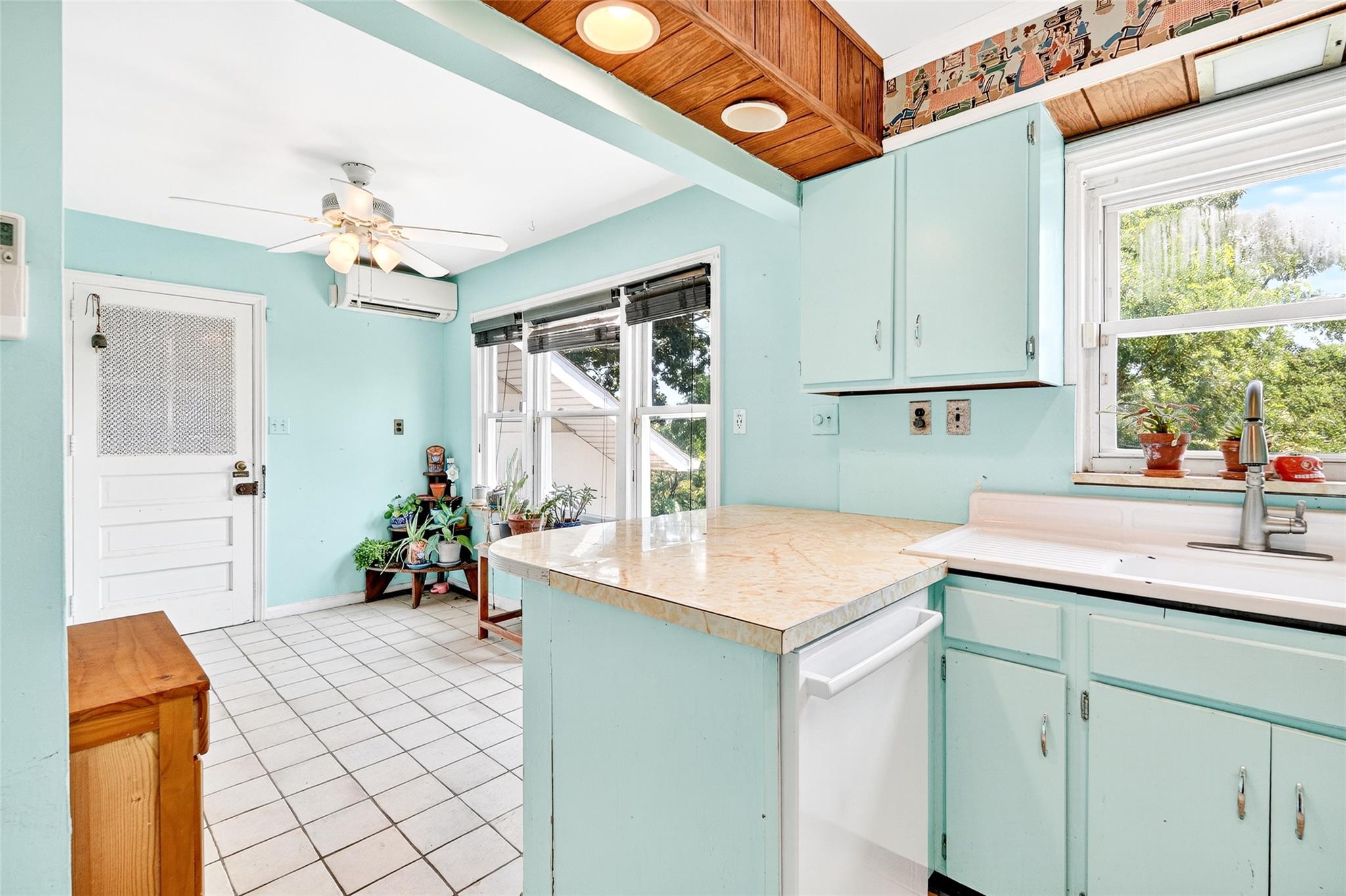 81 Lincoln Avenue, Yonkers, NY 10704