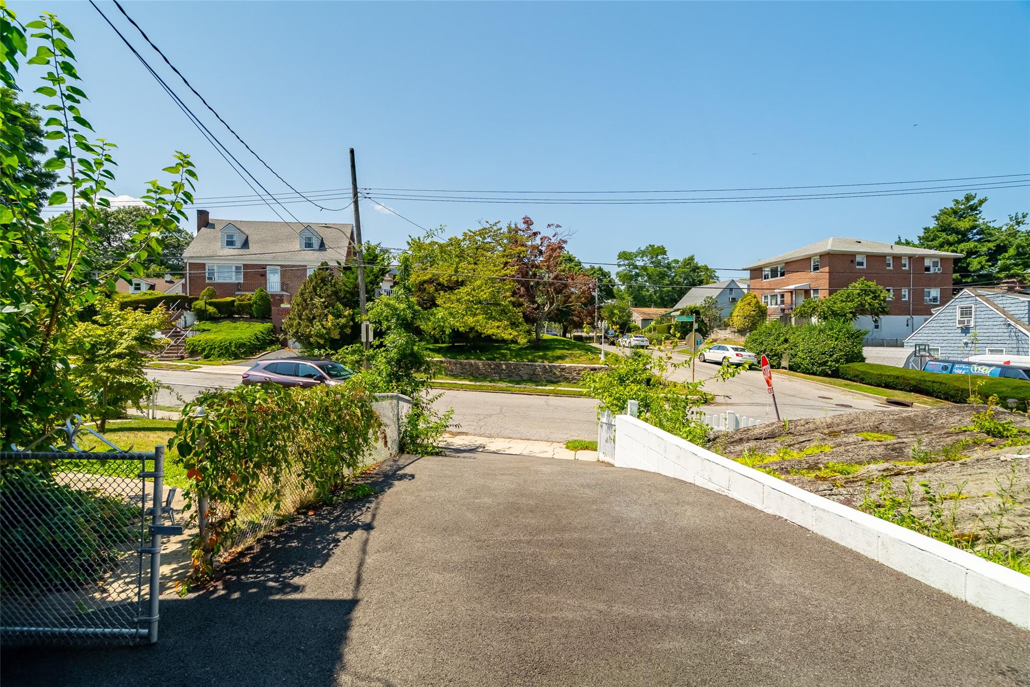 81 Lincoln Avenue, Yonkers, NY 10704