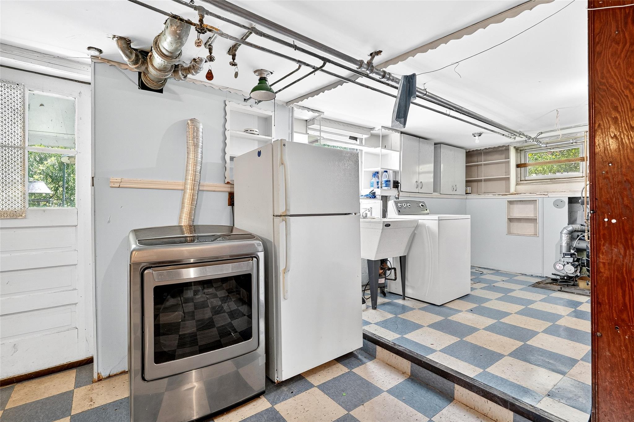 81 Lincoln Avenue, Yonkers, NY 10704