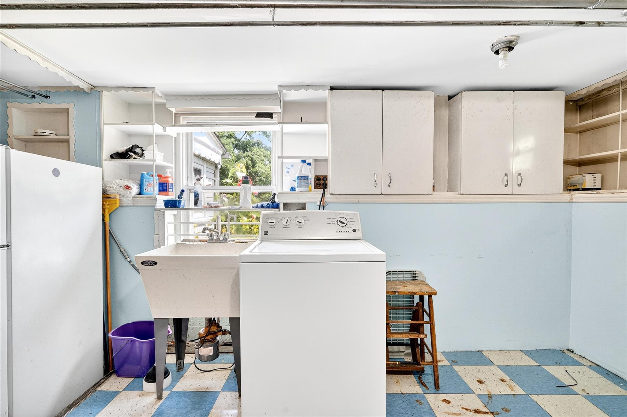 81 Lincoln Avenue, Yonkers, NY 10704