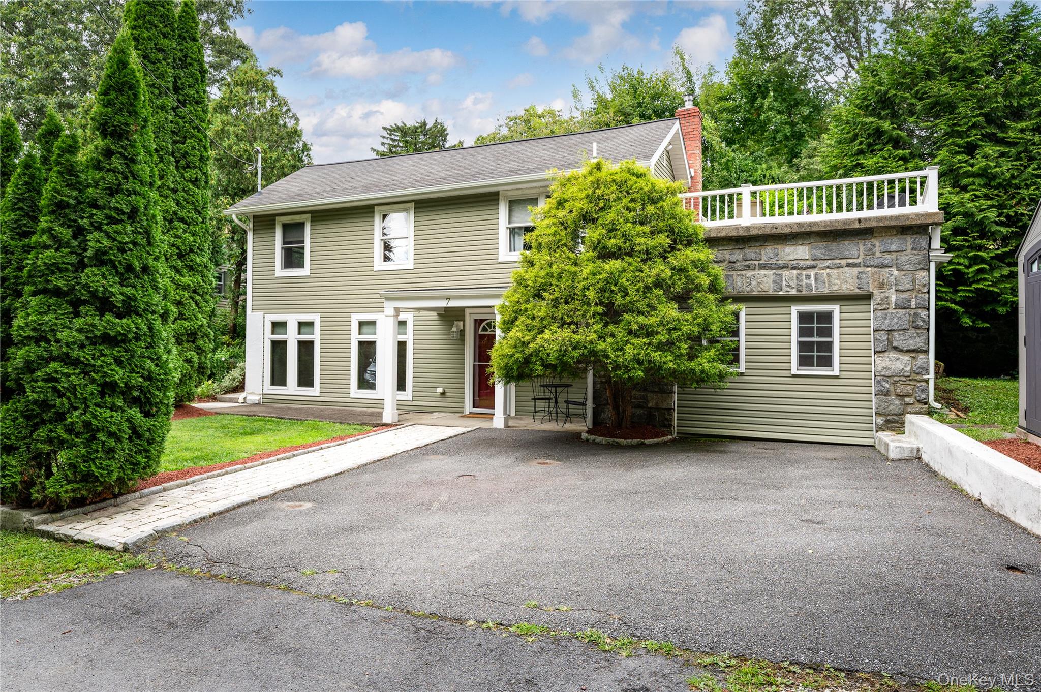 7 Battista Drive, Mahopac, NY 10541