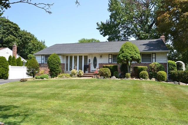 348 Town Line Road, Commack, NY 11725