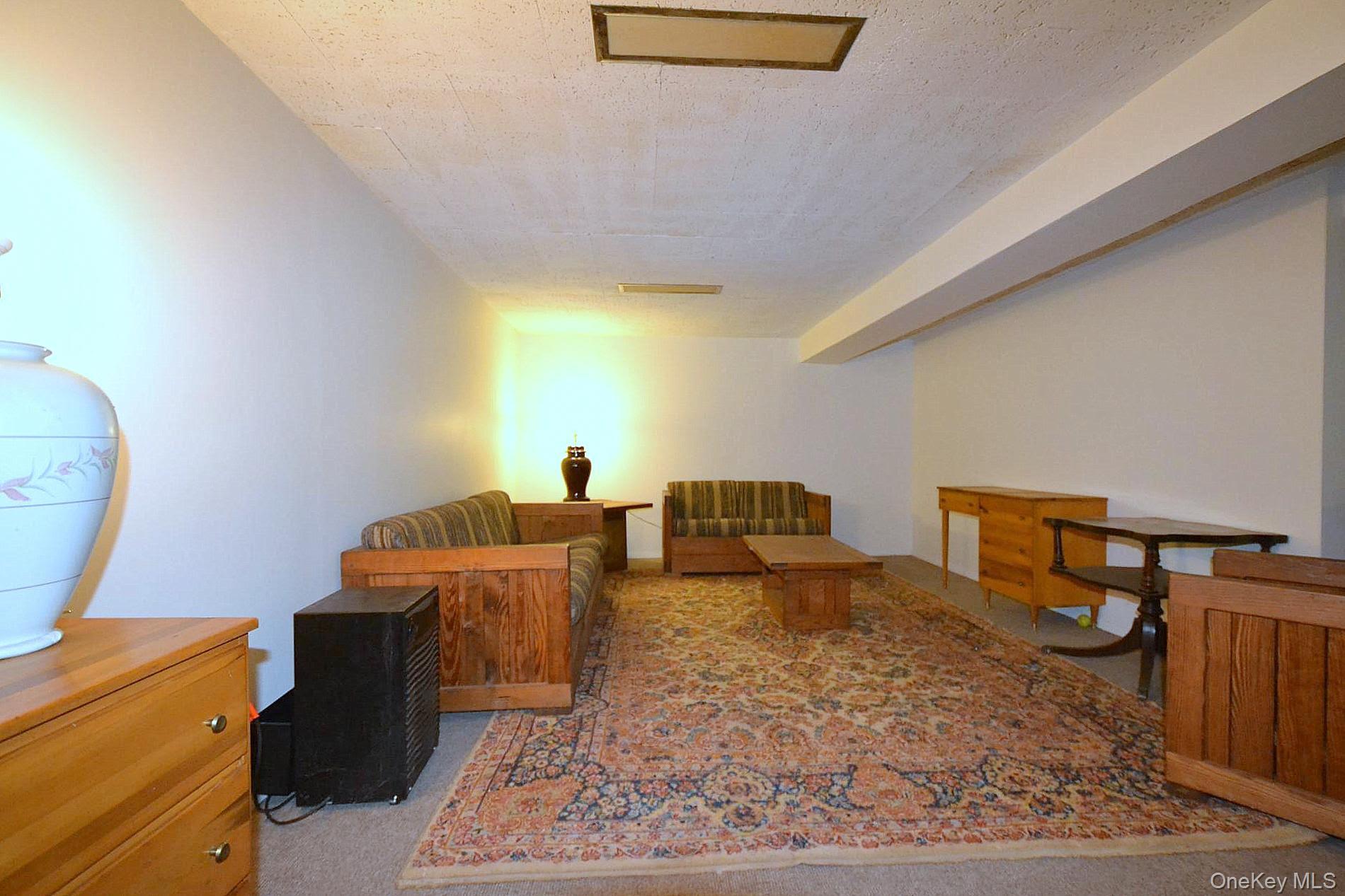 348 Town Line Road, Commack, NY 11725