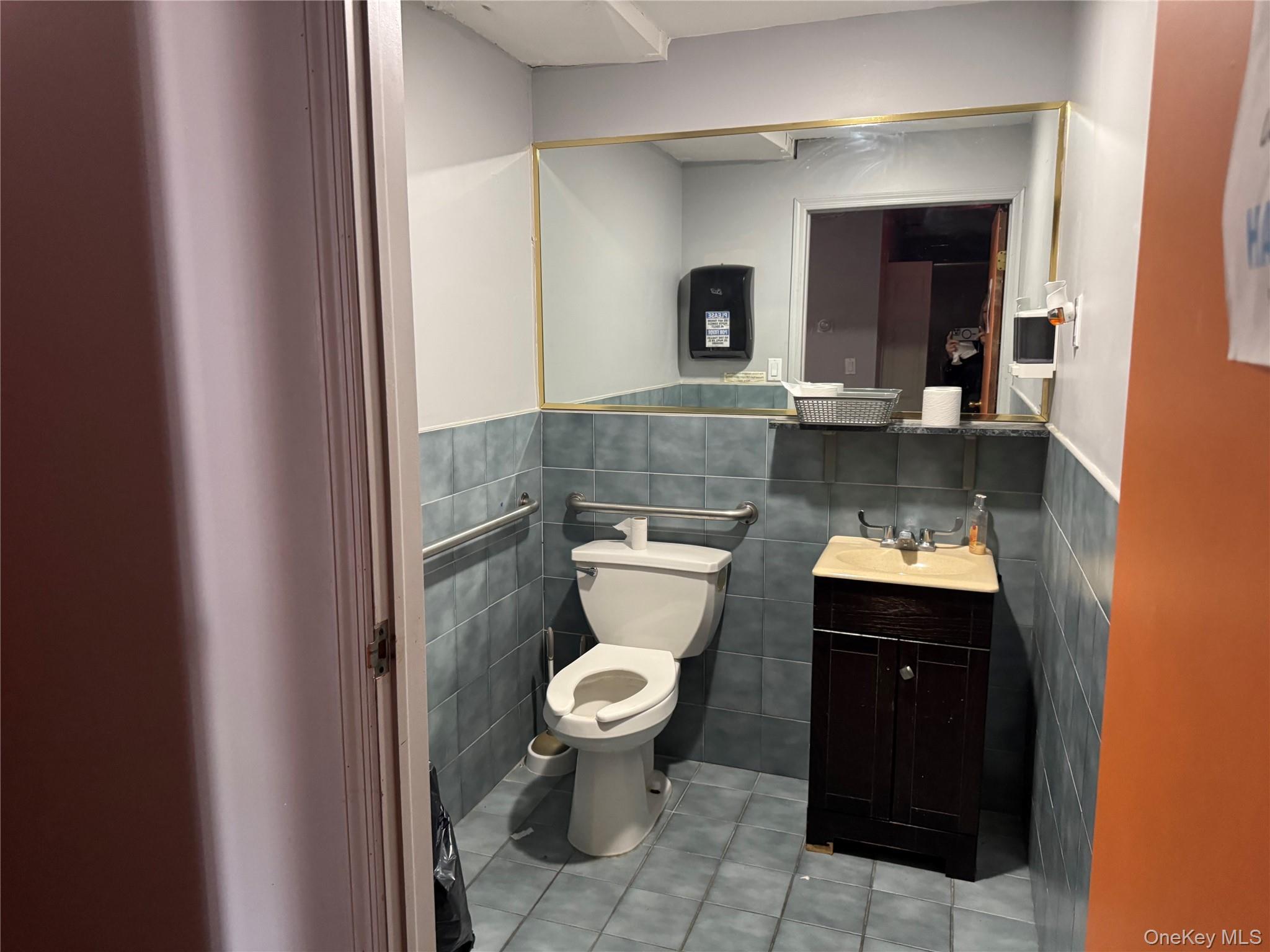 247-09 Jericho Turnpike # second floor, Bellerose, NY 11426