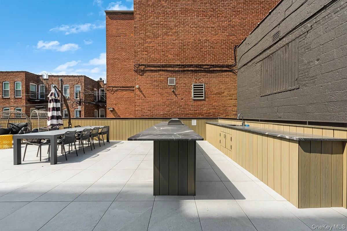 40-22 61st street # 3E, Woodside, NY 11377