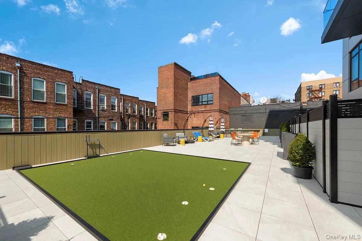 40-22 61st street # 3E, Woodside, NY 11377