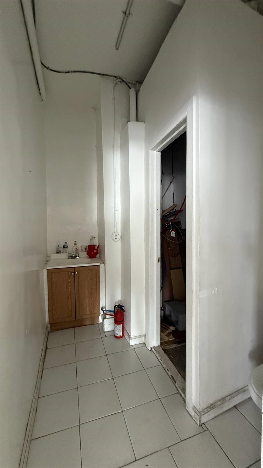16803 Jamaica Avenue # 4th Floor Office Retail, Jamaica, NY 11432