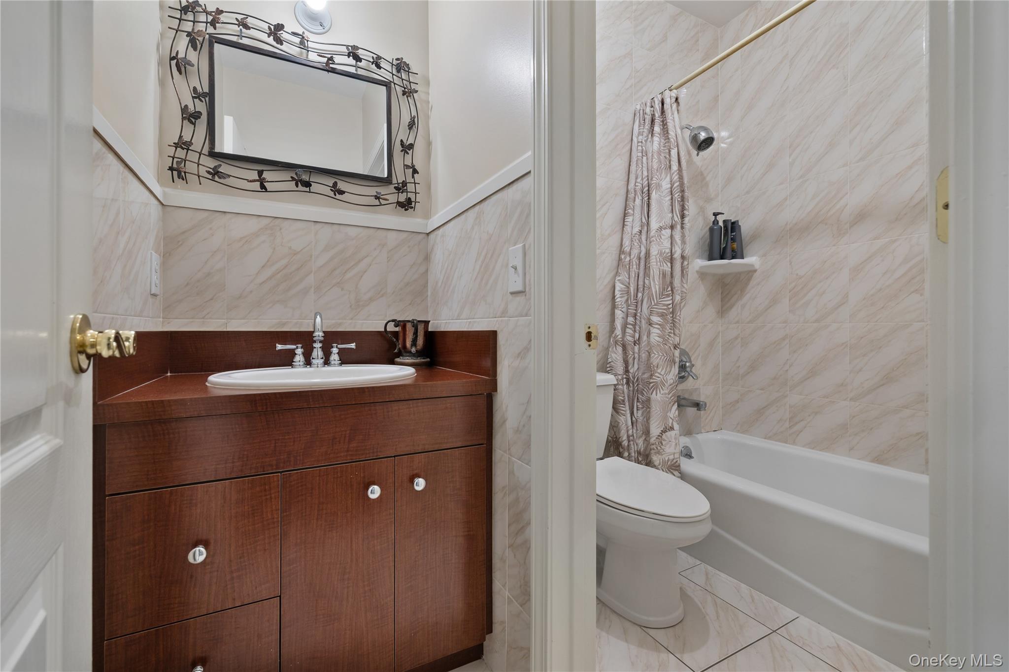 8 Harvest Court, Monsey, NY 10952