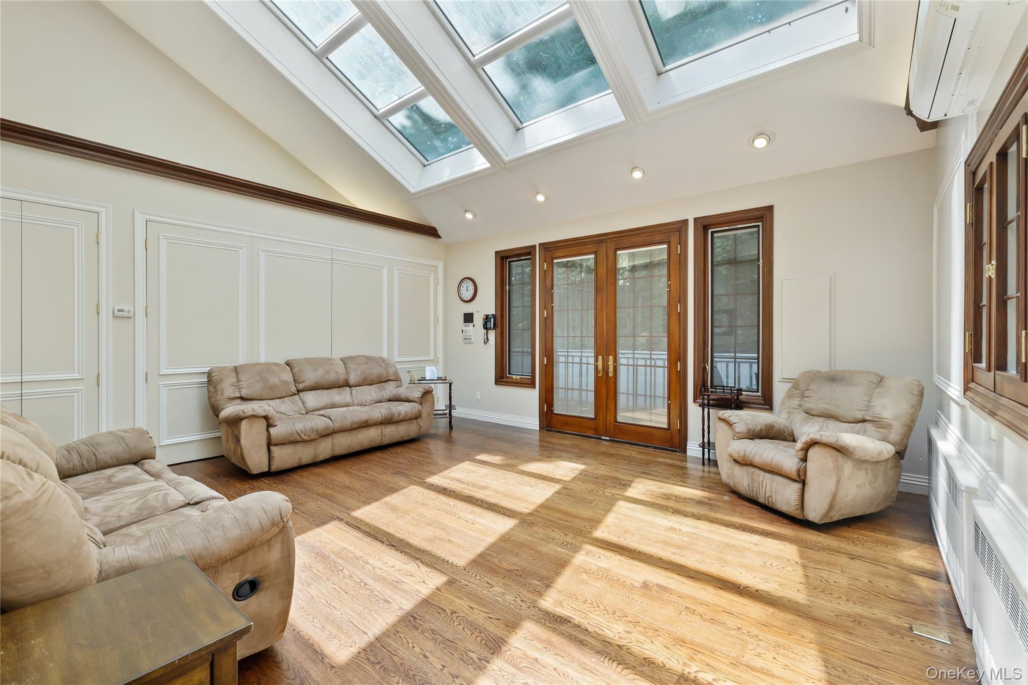 8 Harvest Court, Monsey, NY 10952