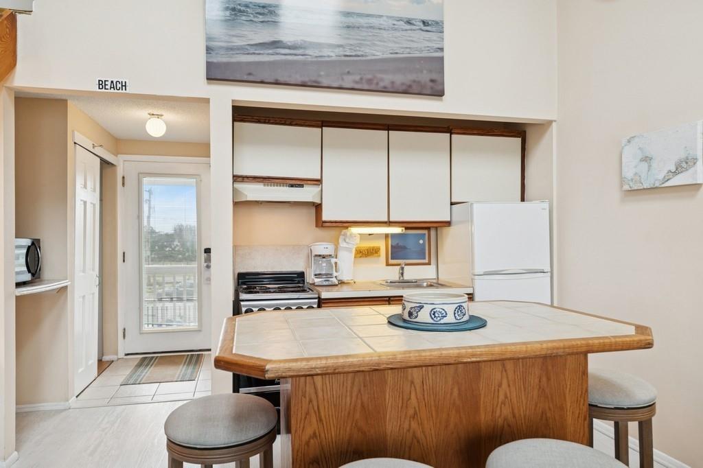 22 Soundview Drive # 207, Montauk, NY 11954