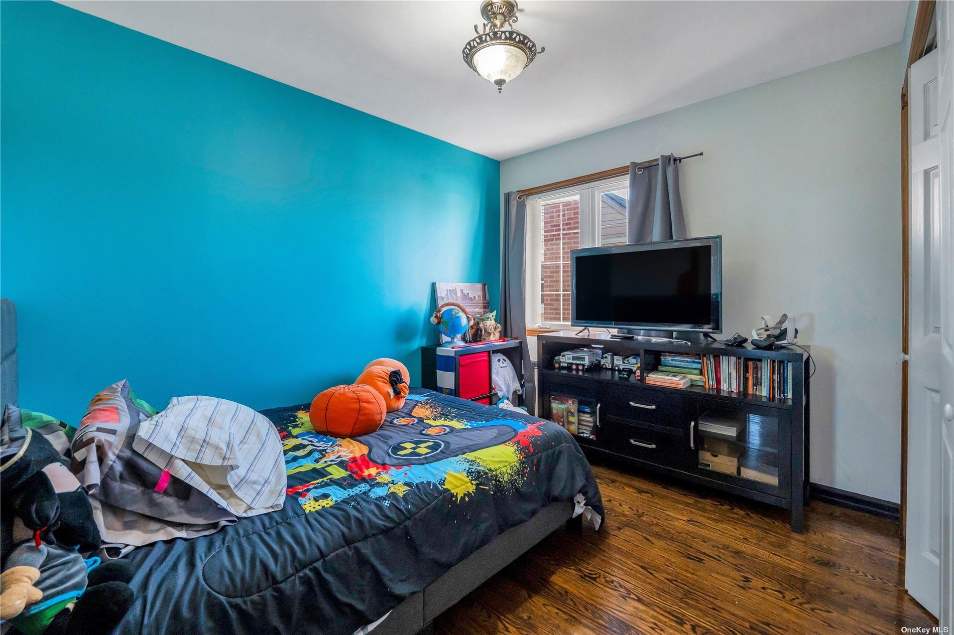 50-43 192nd Street, Fresh Meadows, NY 11365