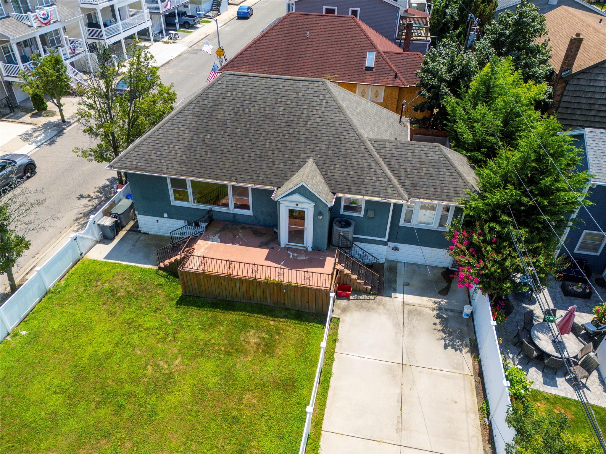 49 Barnes Street, Long Beach, NY 11561