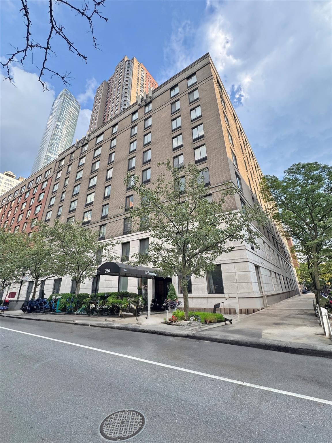 280 Rector Place # 1G, New York (Manhattan), NY 10280