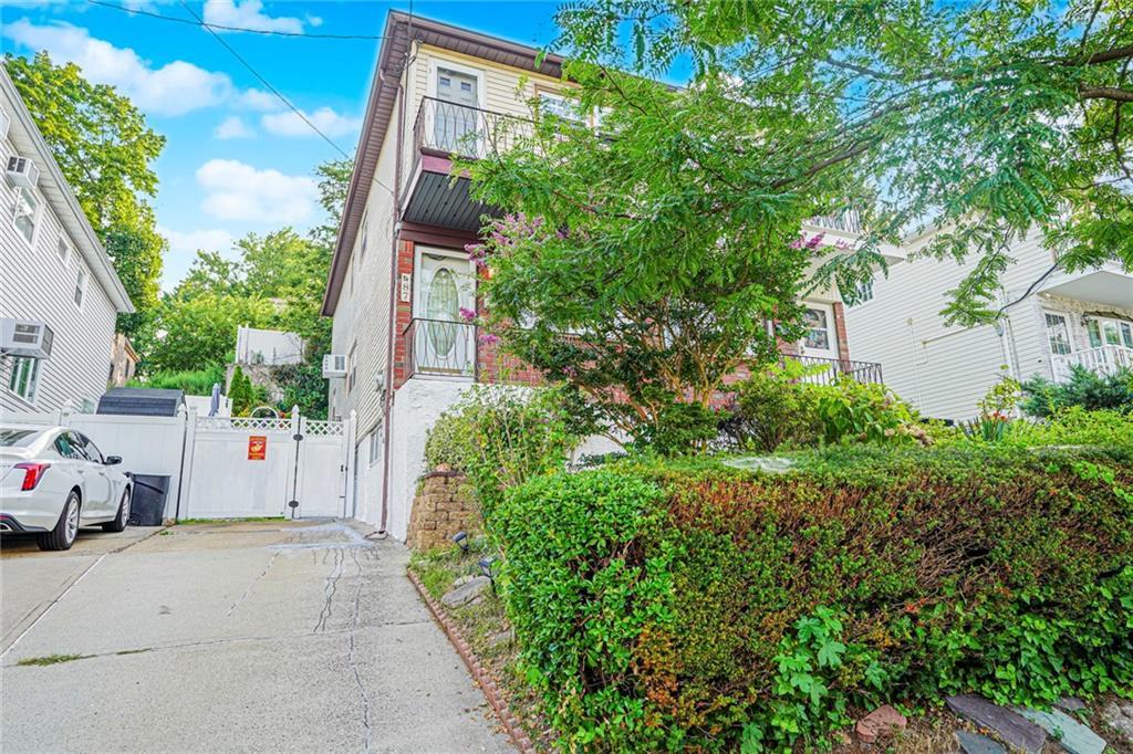 87 Belfast Avenue, Staten Island, NY 10306