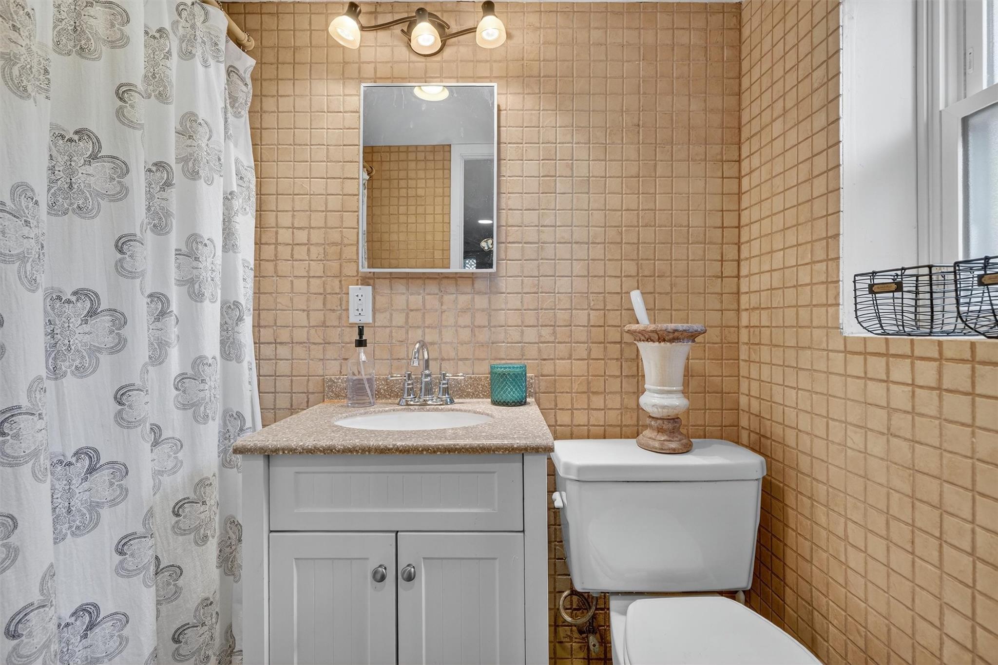 767 Clarence Avenue, Bronx, NY 10465