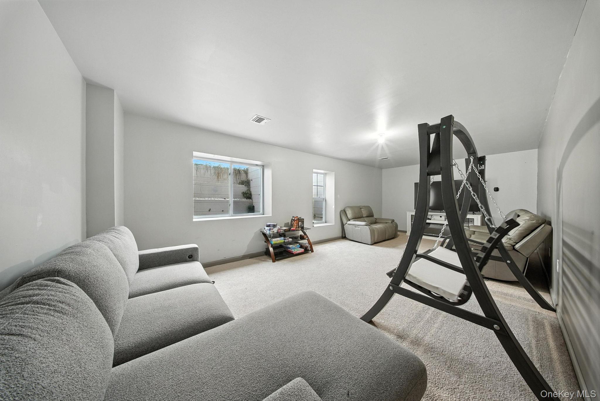 38 Highrose Ridge Way, Middletown, NY 10940