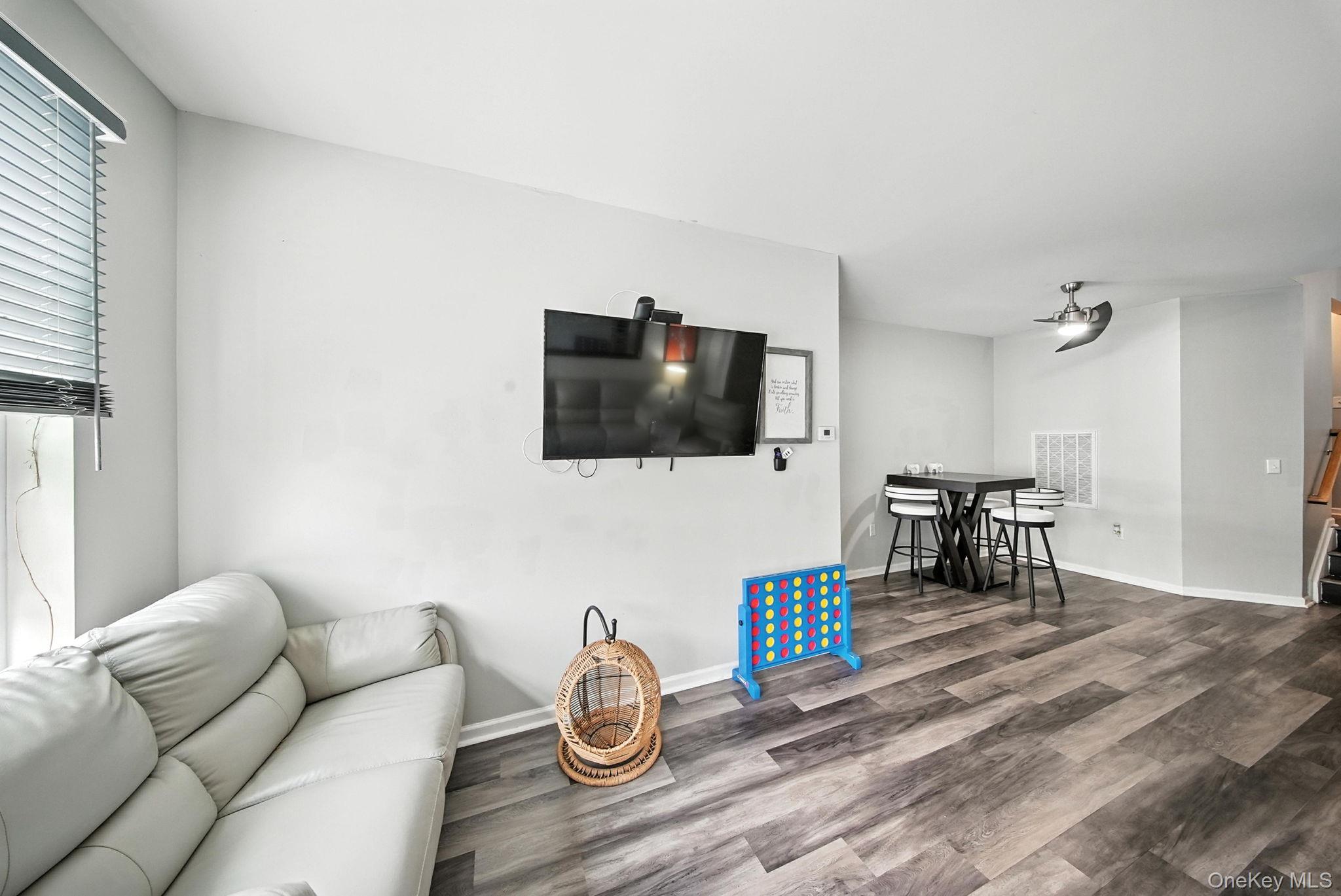 38 Highrose Ridge Way, Middletown, NY 10940