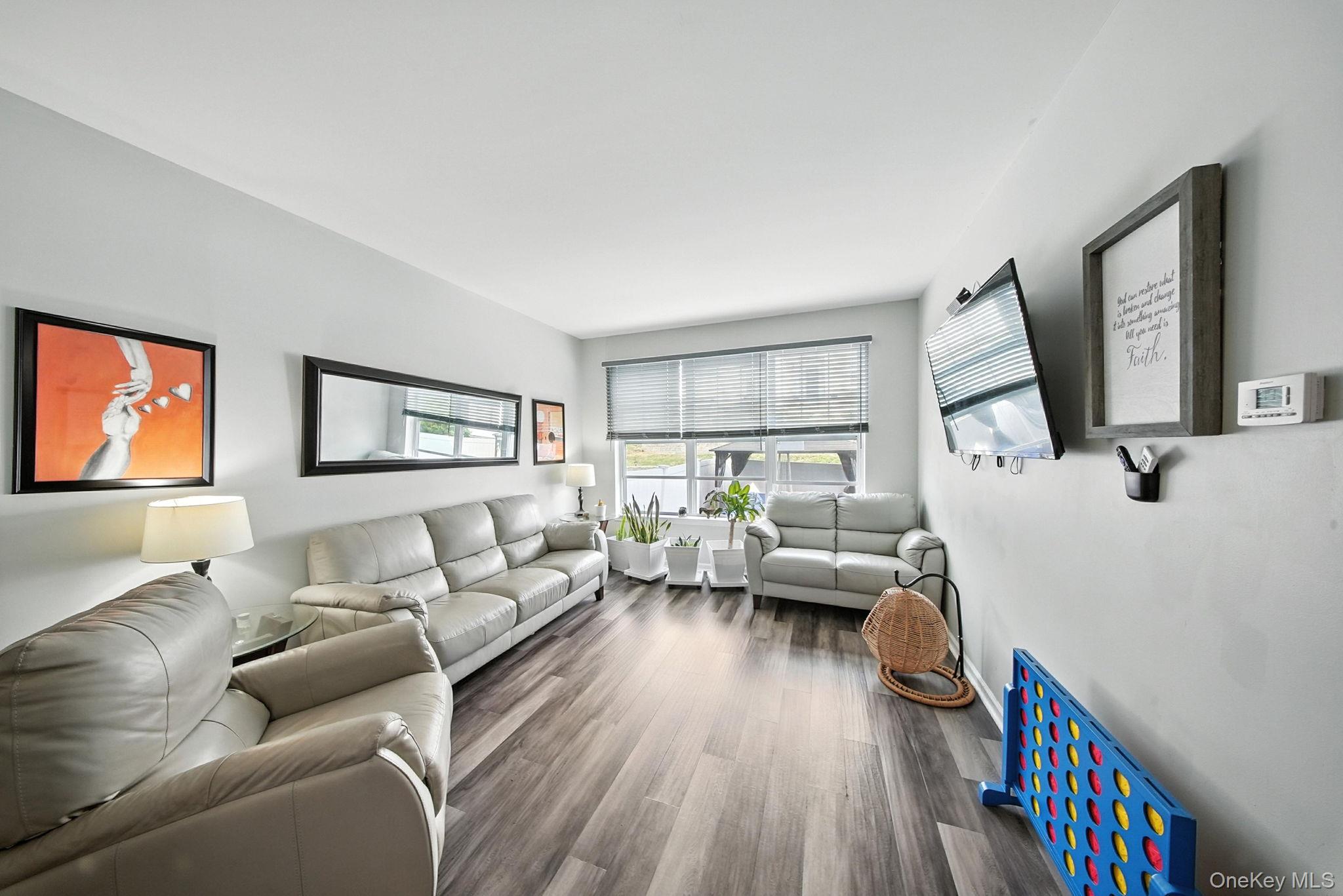 38 Highrose Ridge Way, Middletown, NY 10940