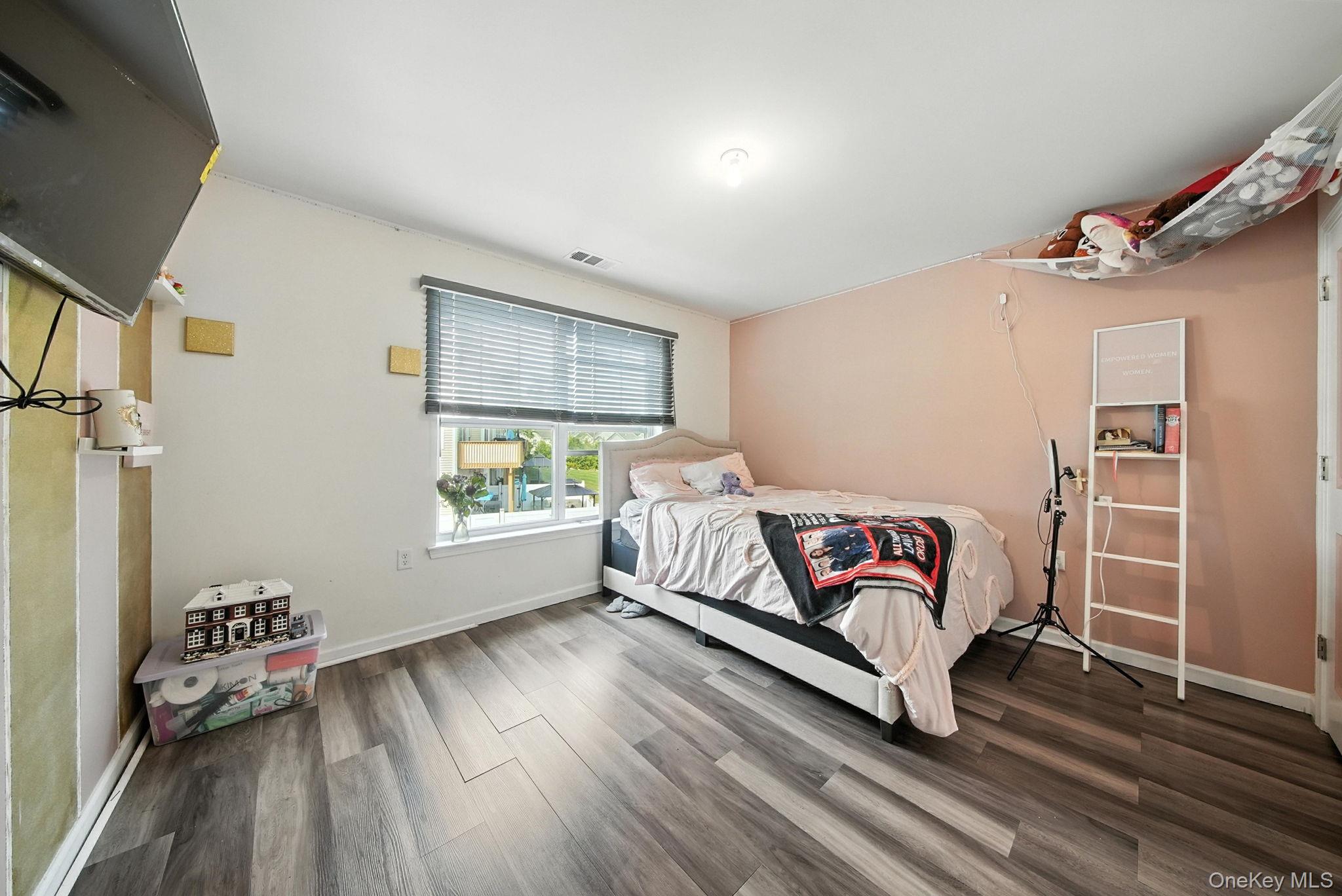 38 Highrose Ridge Way, Middletown, NY 10940