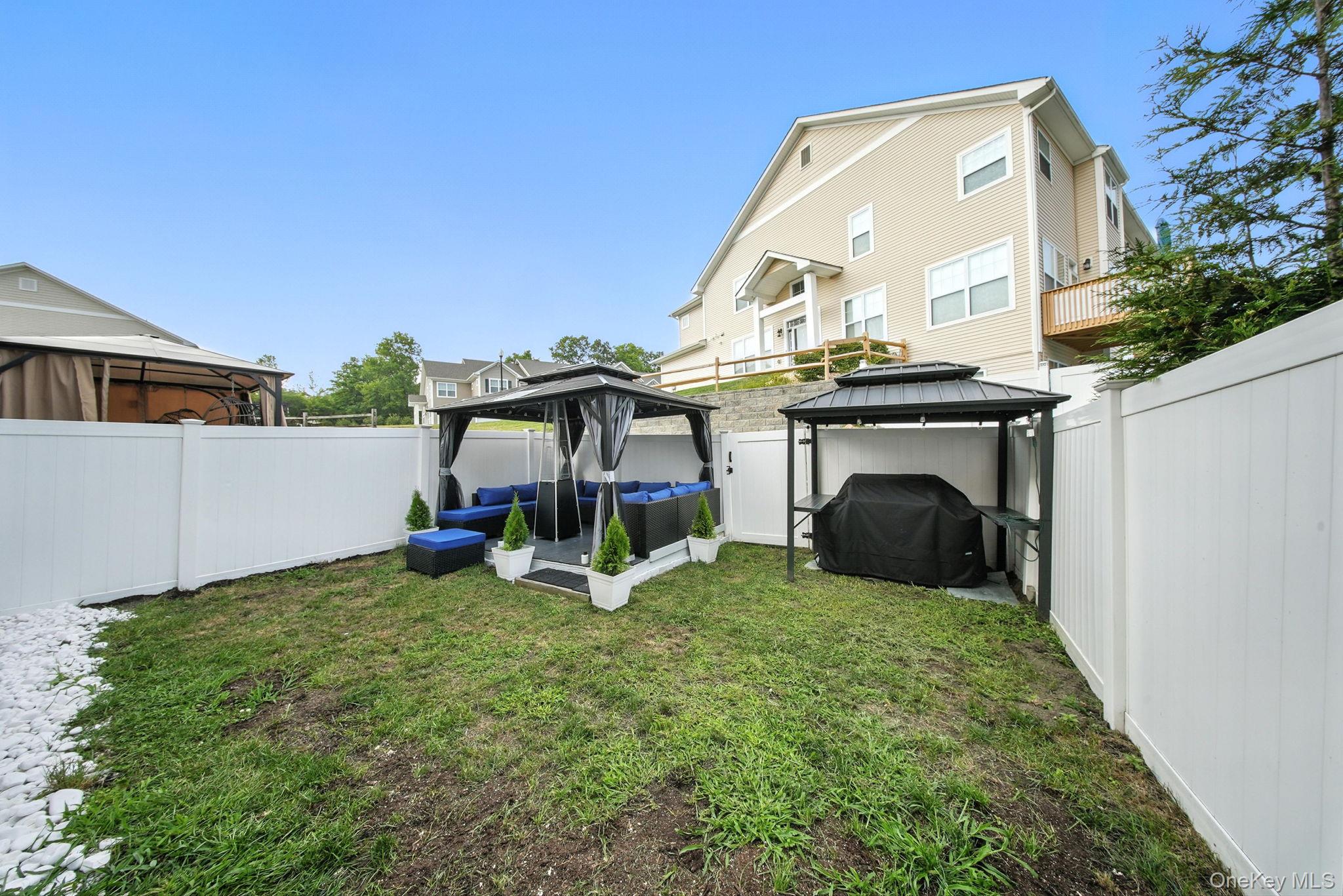 38 Highrose Ridge Way, Middletown, NY 10940