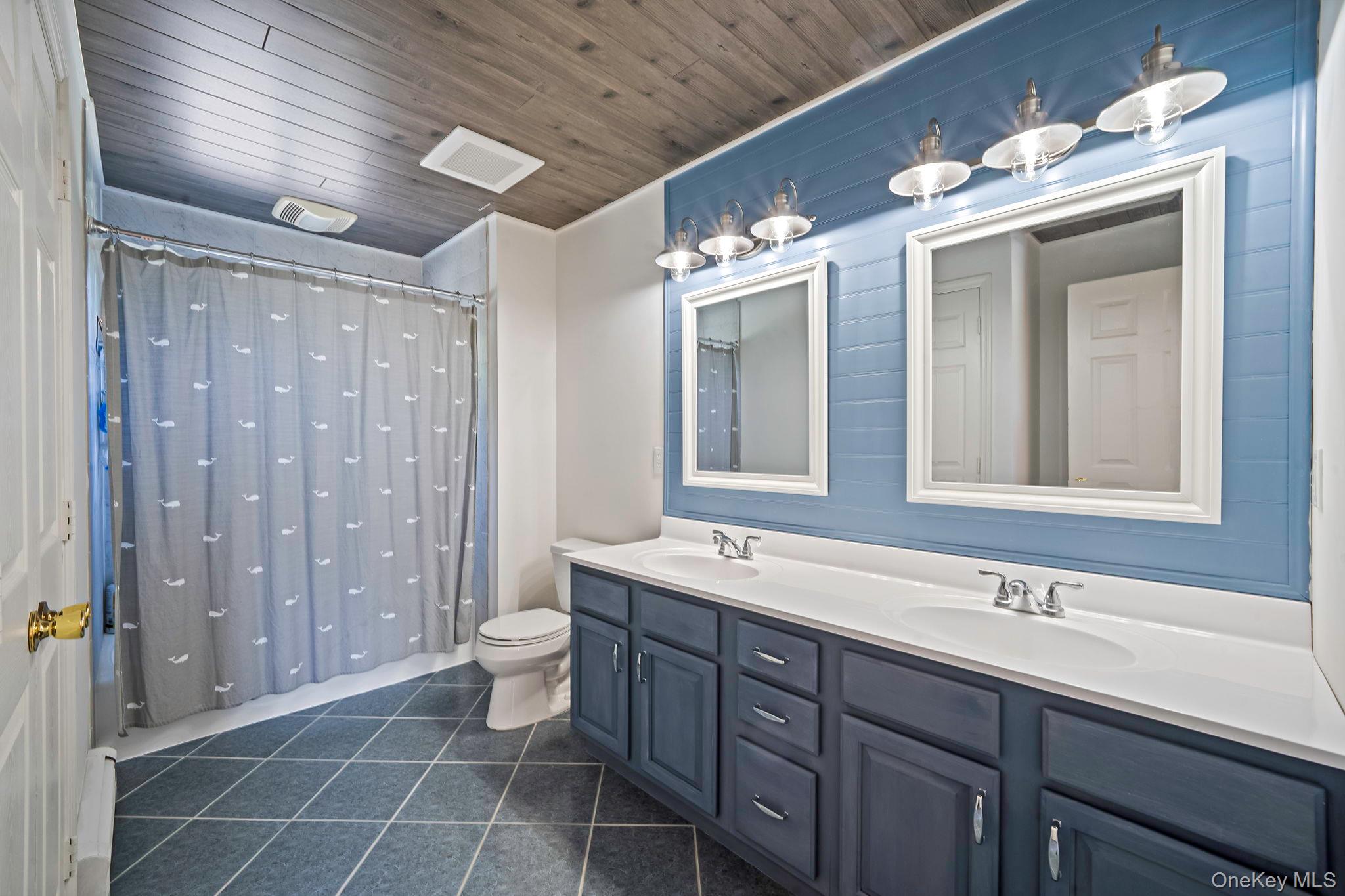 4 Premier Court, Nesconset, NY 11779