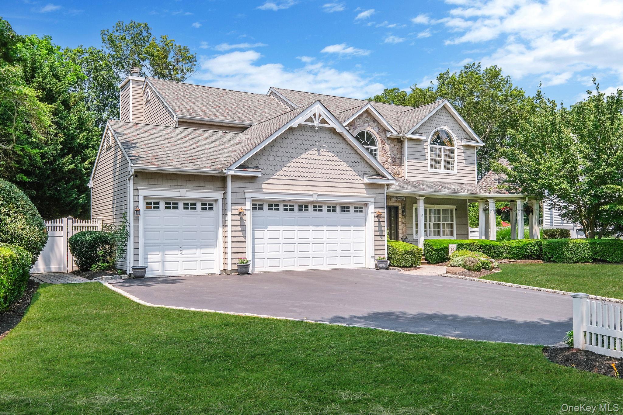 4 Premier Court, Nesconset, NY 11779