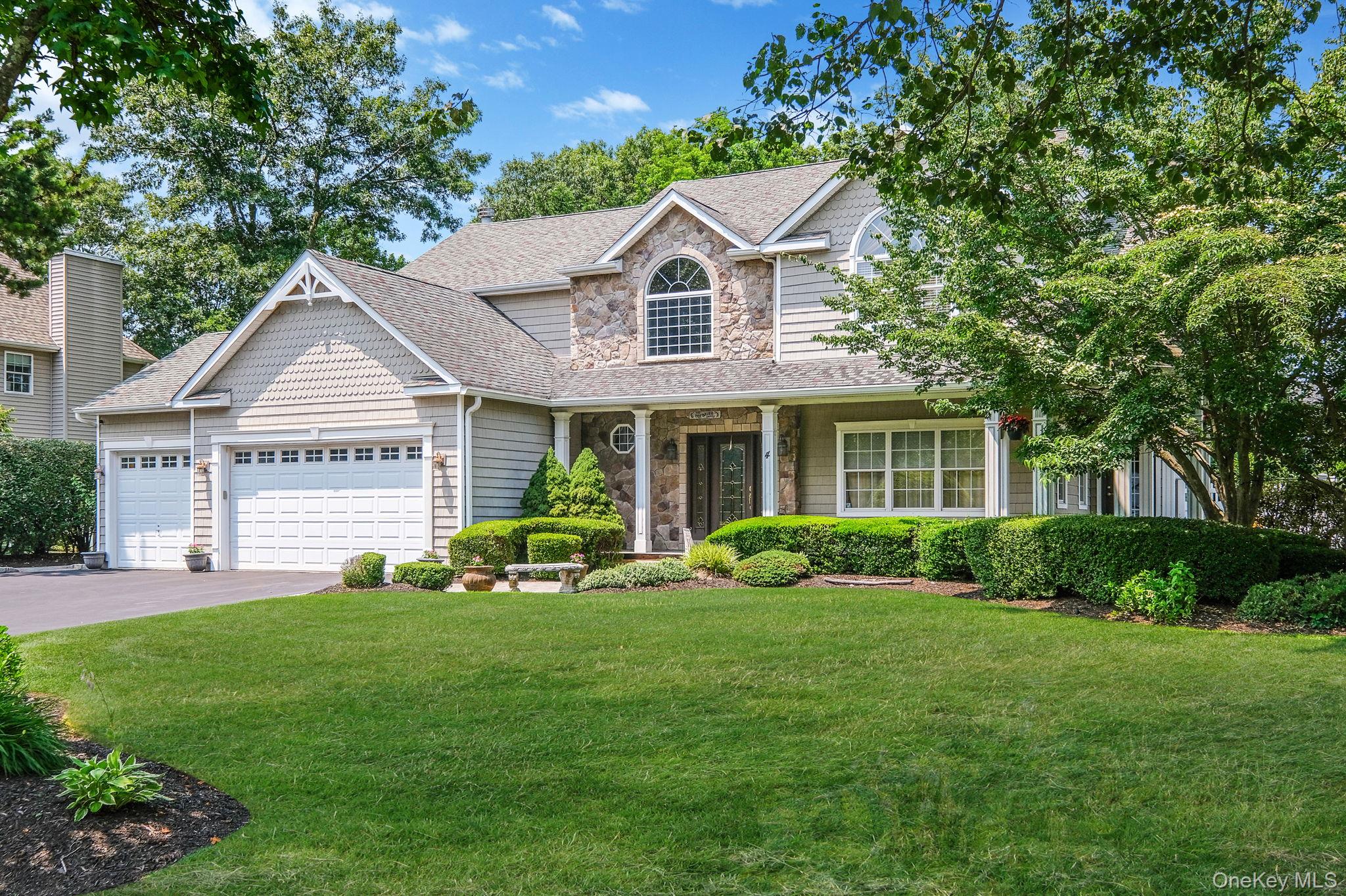 4 Premier Court, Nesconset, NY 11779