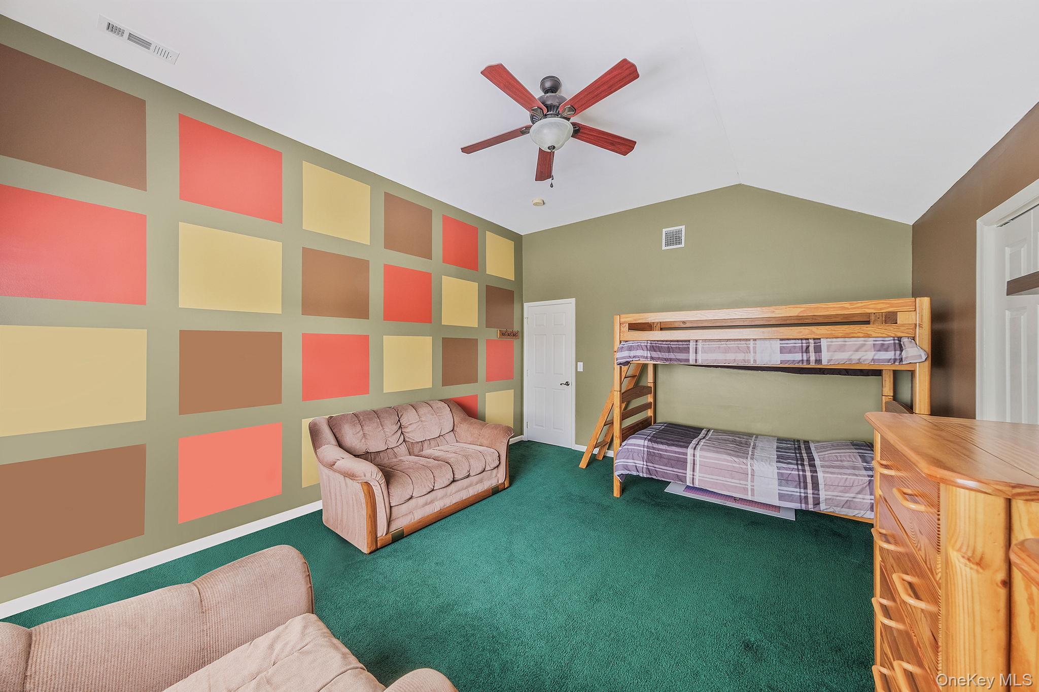 4 Premier Court, Nesconset, NY 11779