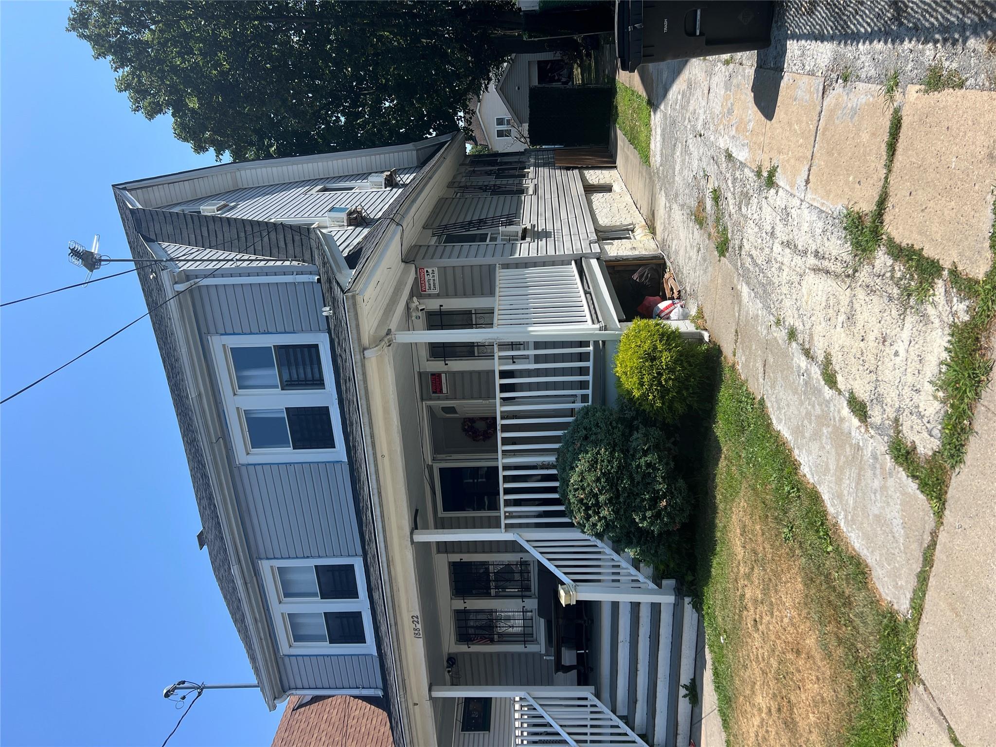 18822 119th Avenue, Saint Albans, NY 11412