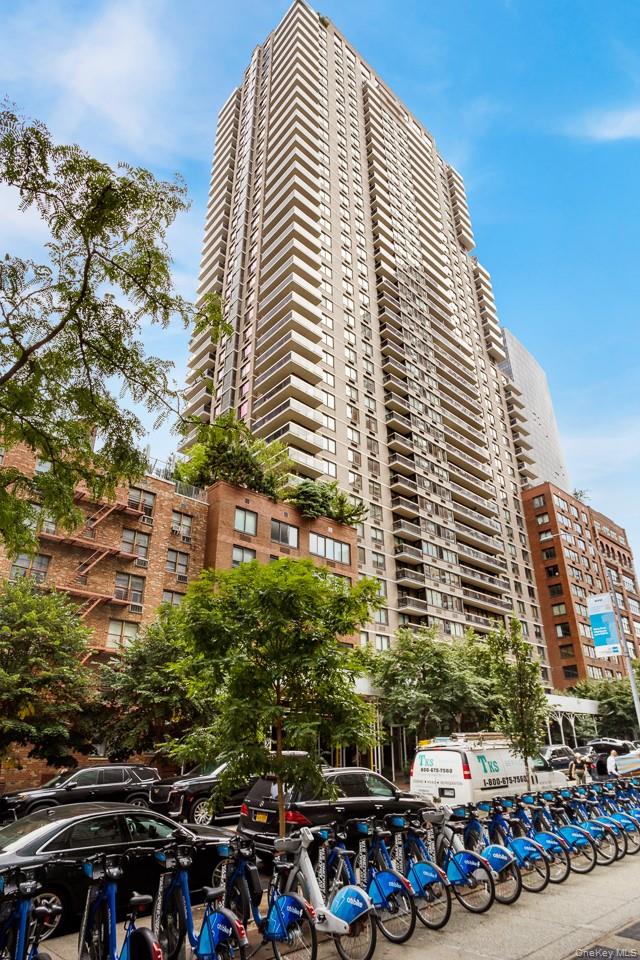 515 E 72nd Street # 7H, New York (Manhattan), NY 10021