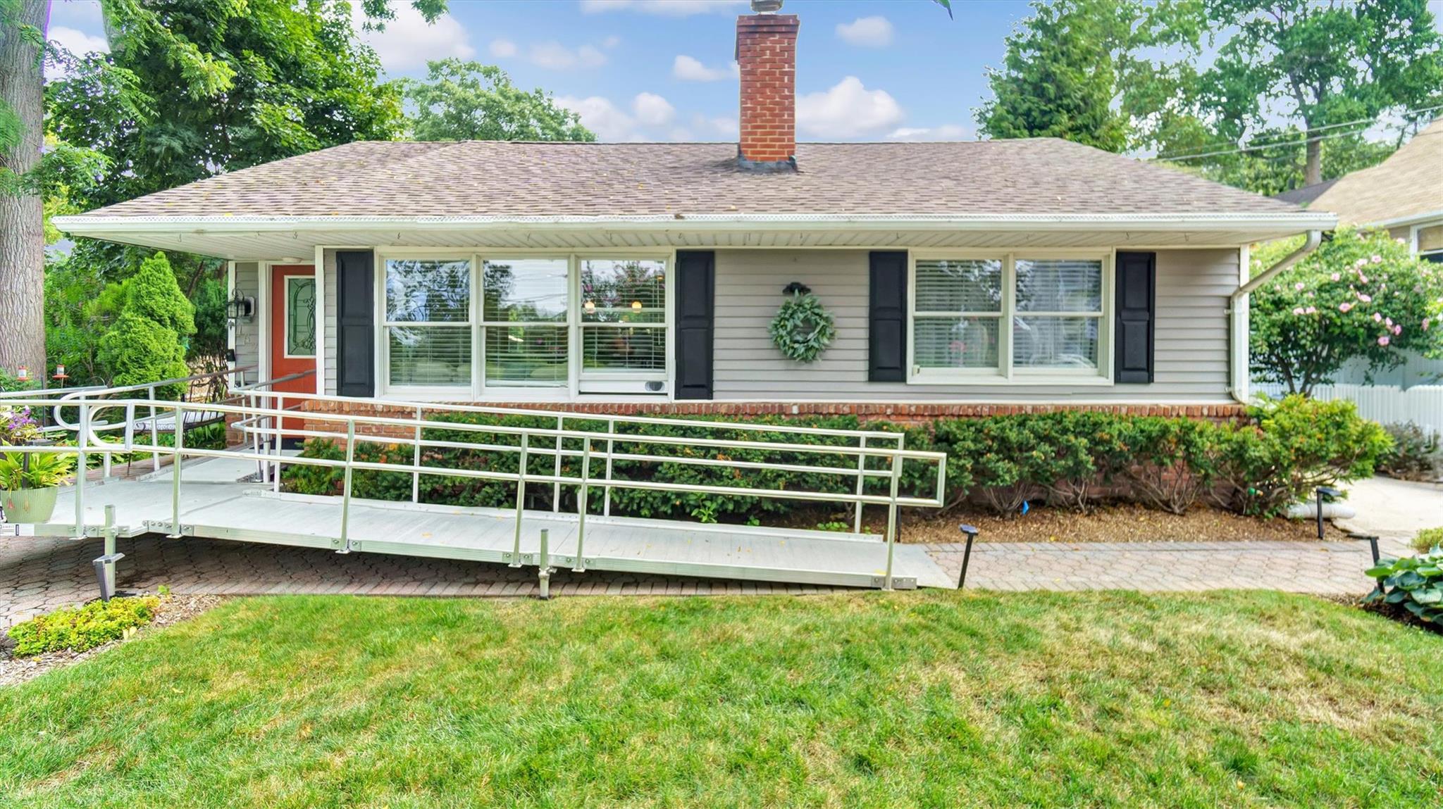 157 Beaver Drive, Kings Park, NY 11754