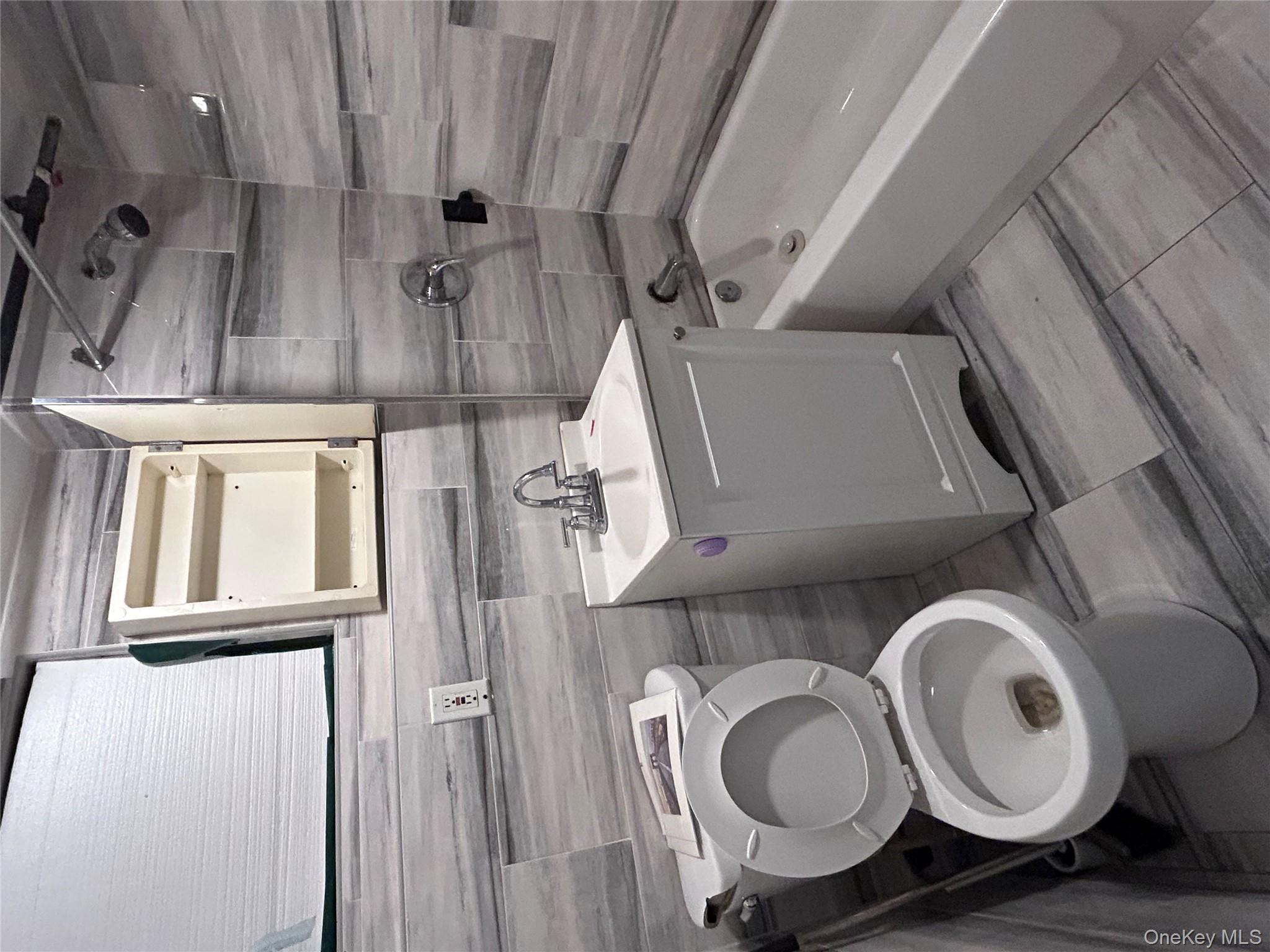 9567 111th Street, Richmond Hill, NY 11419