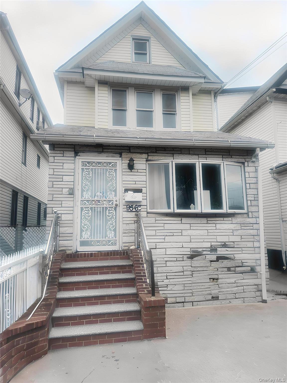 9567 111th Street, Richmond Hill, NY 11419