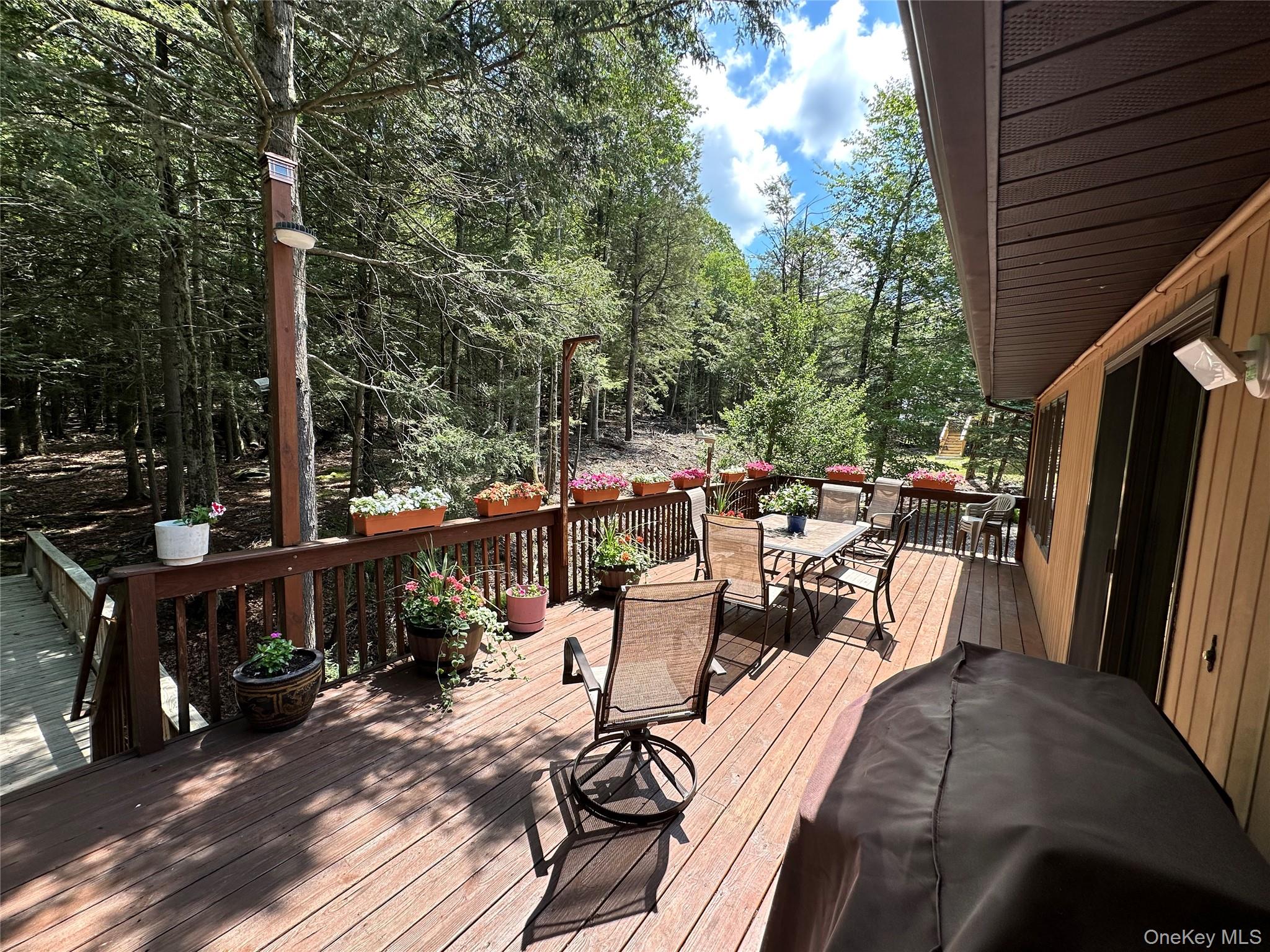 60 Manchester Road, Rock Hill, NY 12775