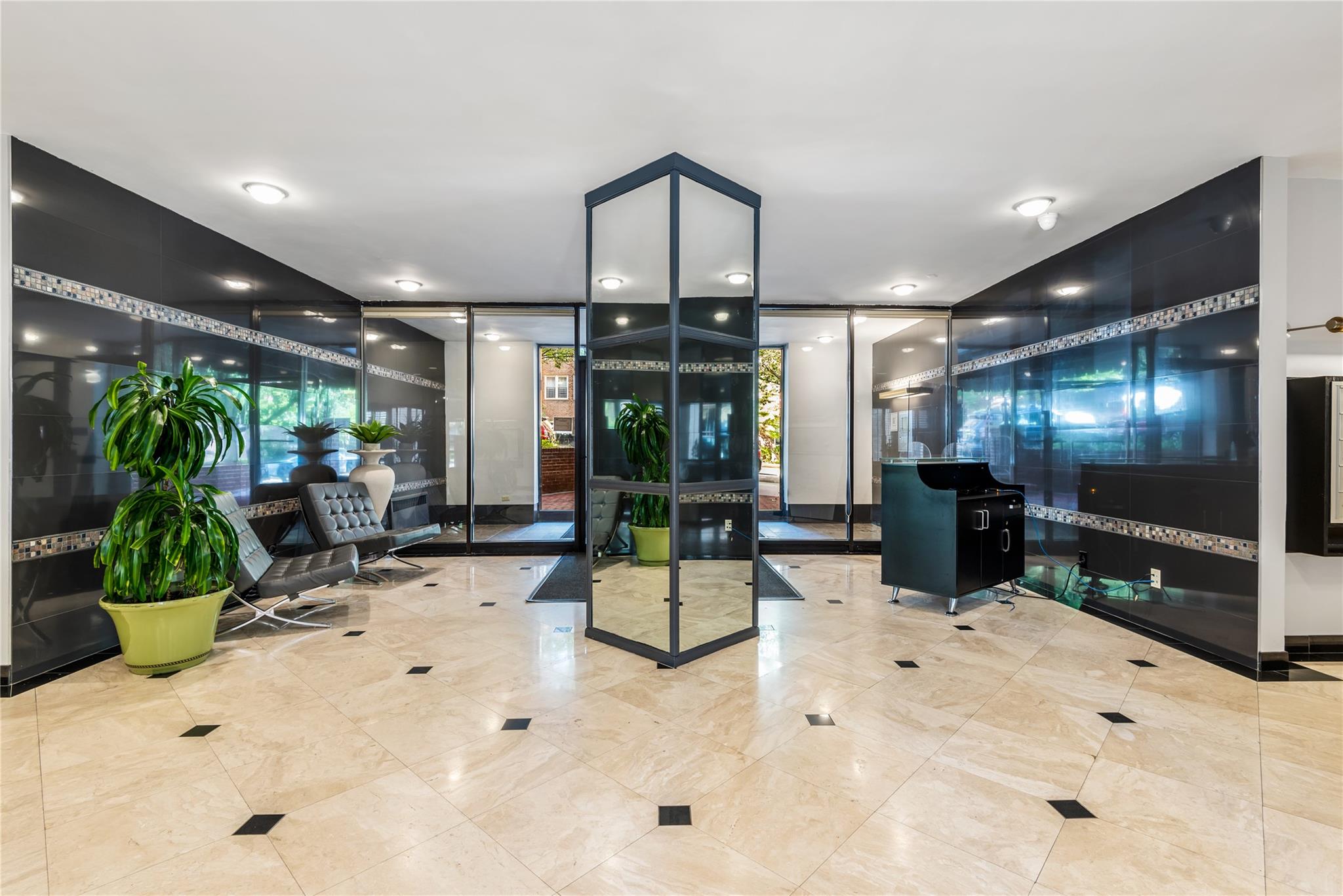 6730 Clyde Street # 5T, Forest Hills, NY 11375