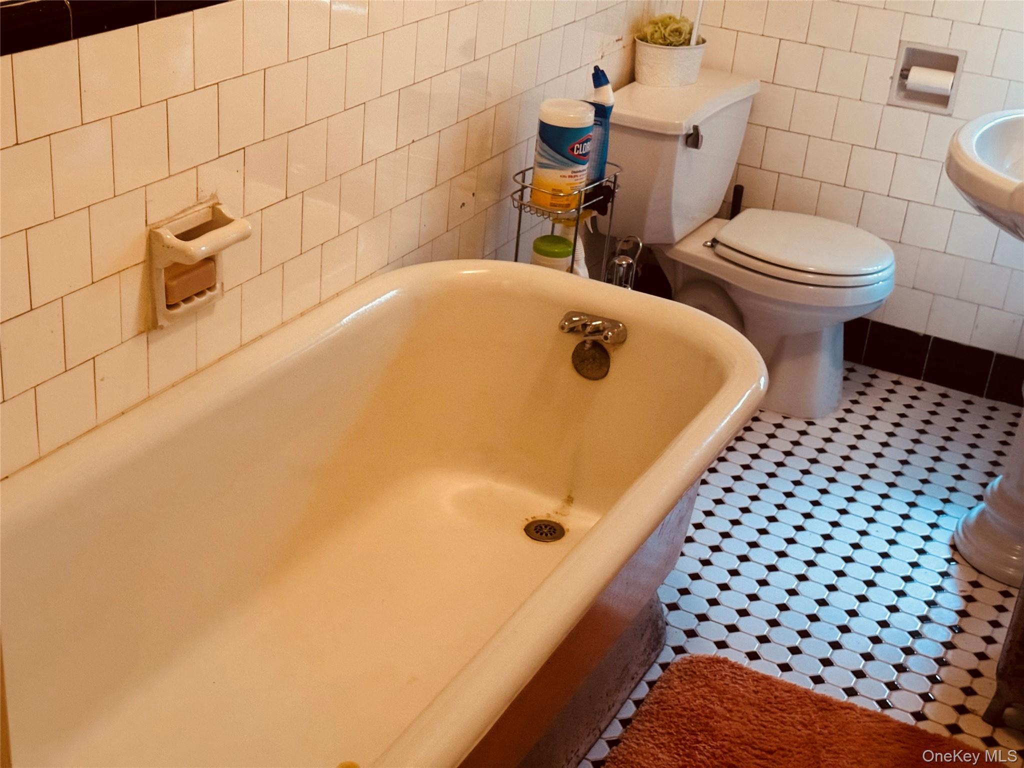 112-26 176th Street, Addisleigh Park, NY 11433