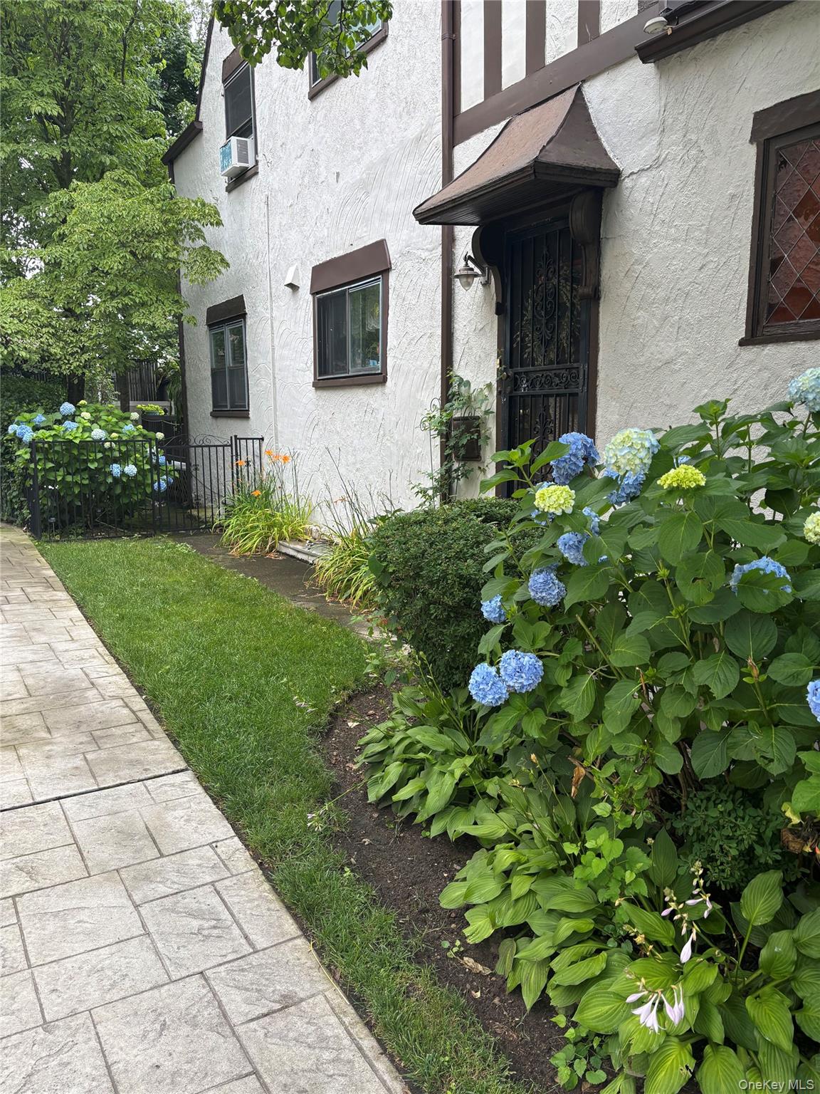 112-26 176th Street, Addisleigh Park, NY 11433