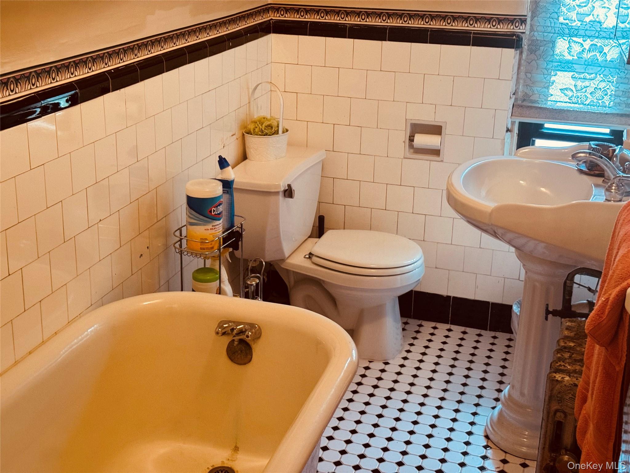 112-26 176th Street, Addisleigh Park, NY 11433