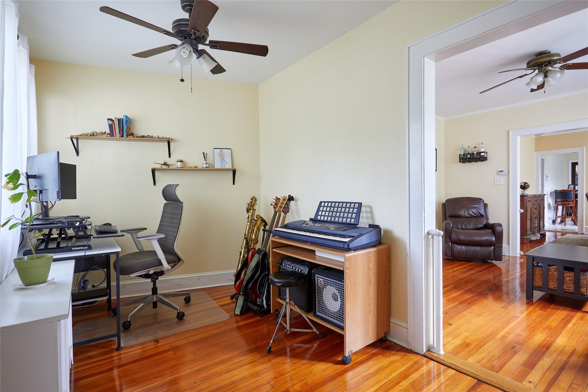 59 Depan Avenue, Floral Park, NY 11001