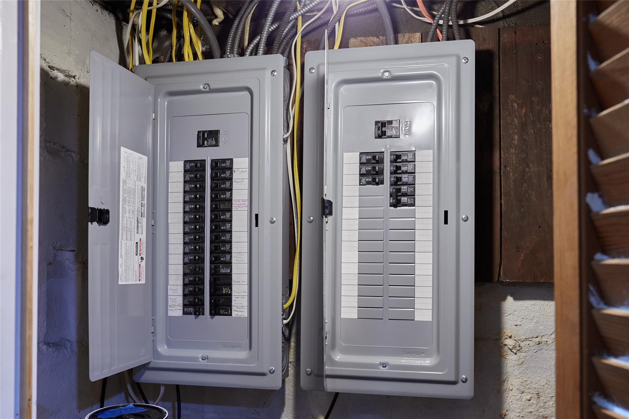 59 Depan Avenue, Floral Park, NY 11001