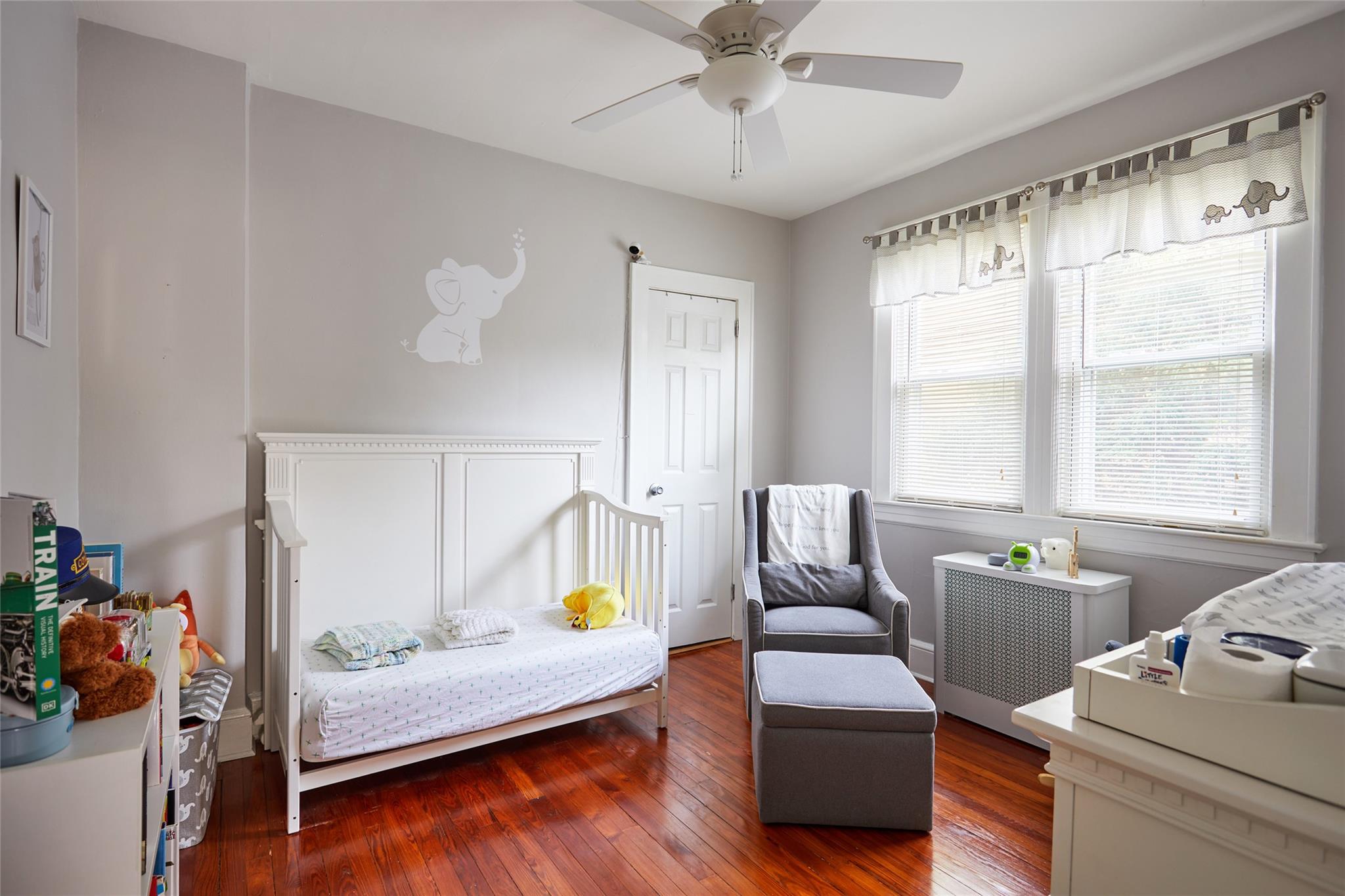 59 Depan Avenue, Floral Park, NY 11001